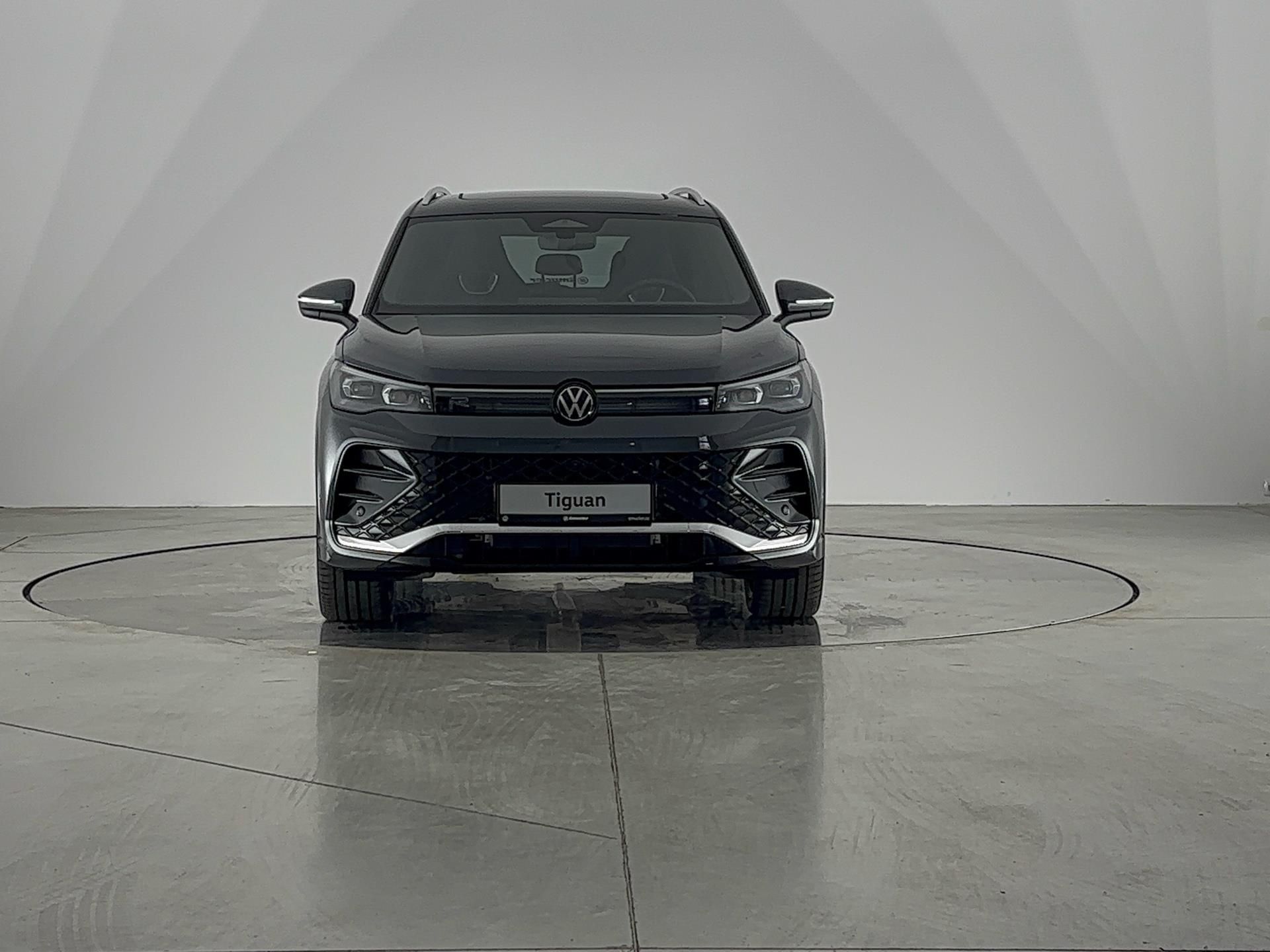 Volkswagen Tiguan, 1.5 TSI e-Hybrid / 200 kW R-Li - fotka 4
