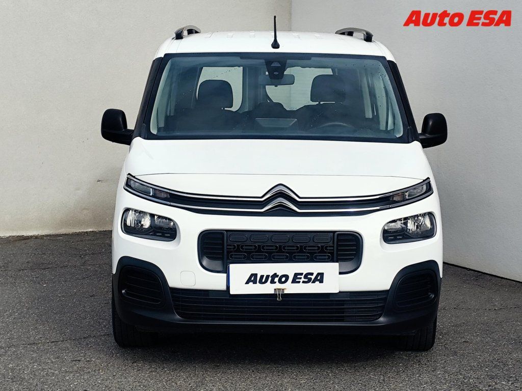 Citroën Berlingo, 1.2T MAXi XL,1.maj,ČR,AC - fotka 2