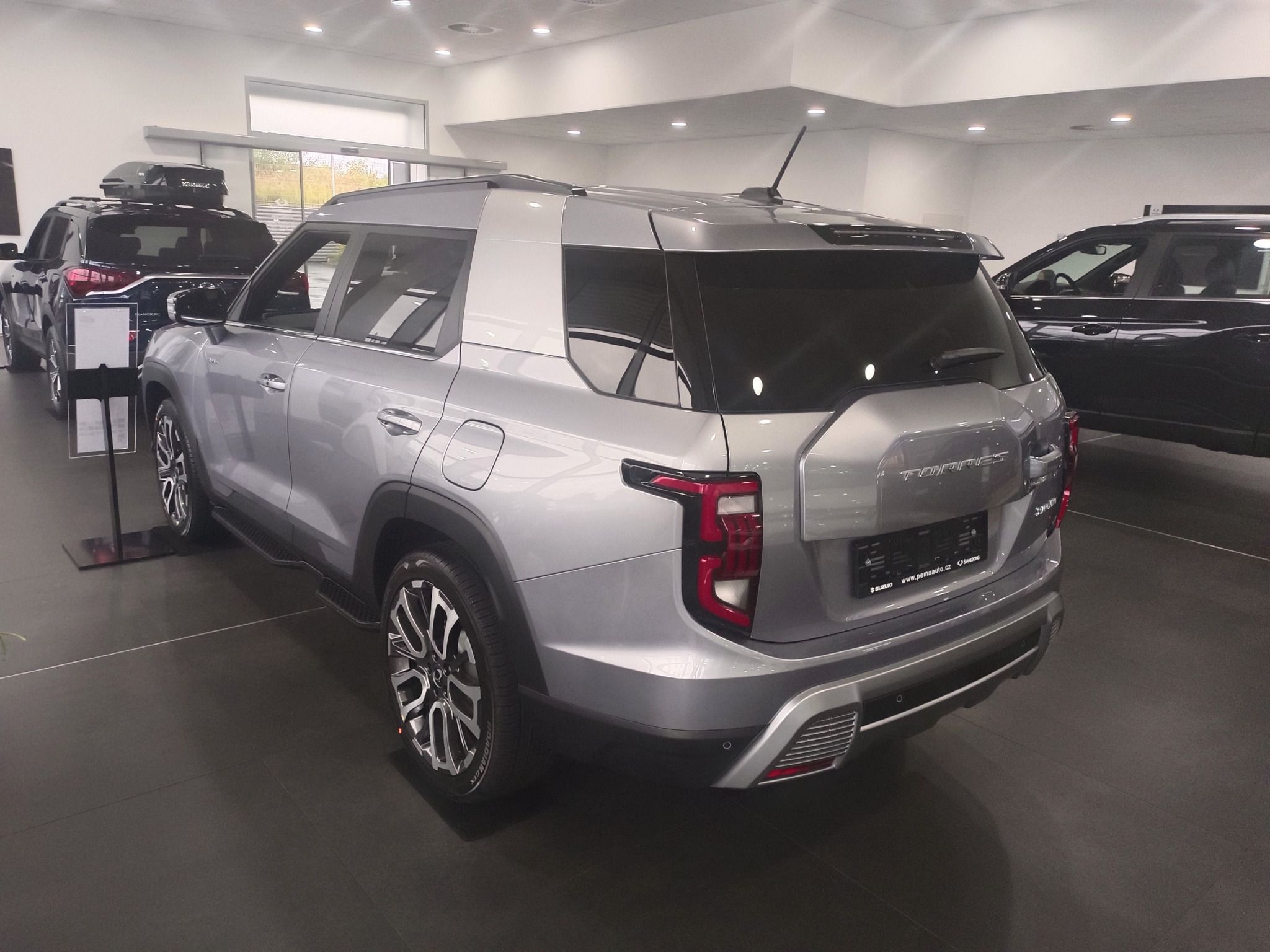 SsangYong Torres, 1,5 GDI-T PREMIUM 4X4 AT - fotka 4