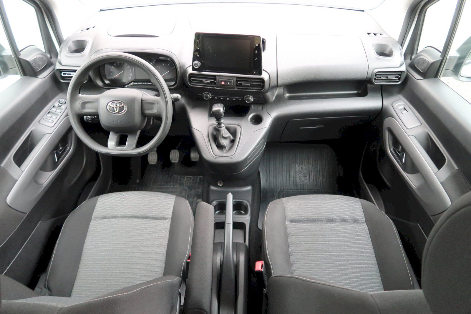 Toyota Proace City Verso, Proace City Verso Business Shu - fotka 5