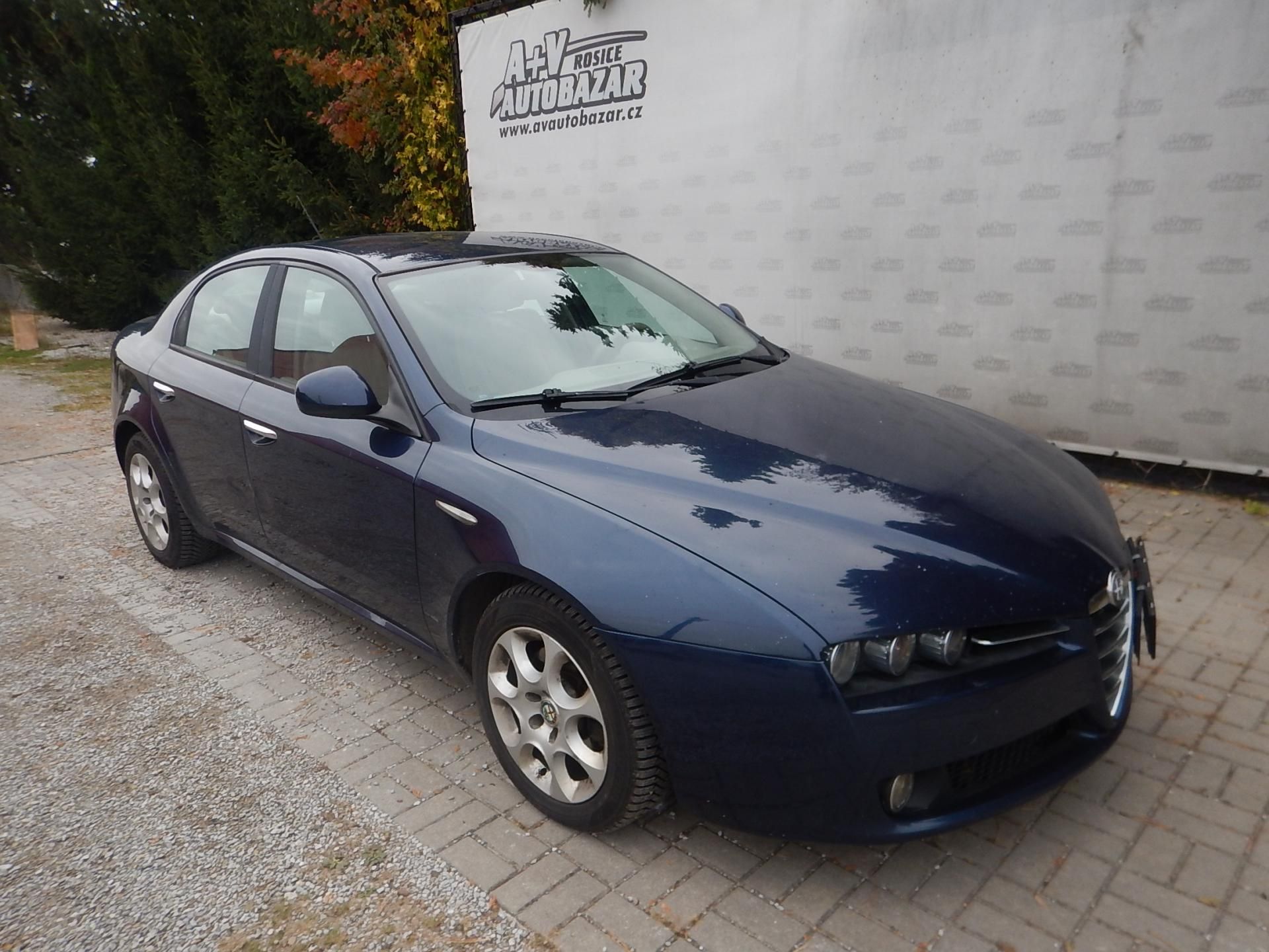 Alfa Romeo 159, 1.9 Jtd 110 kw - fotka 4