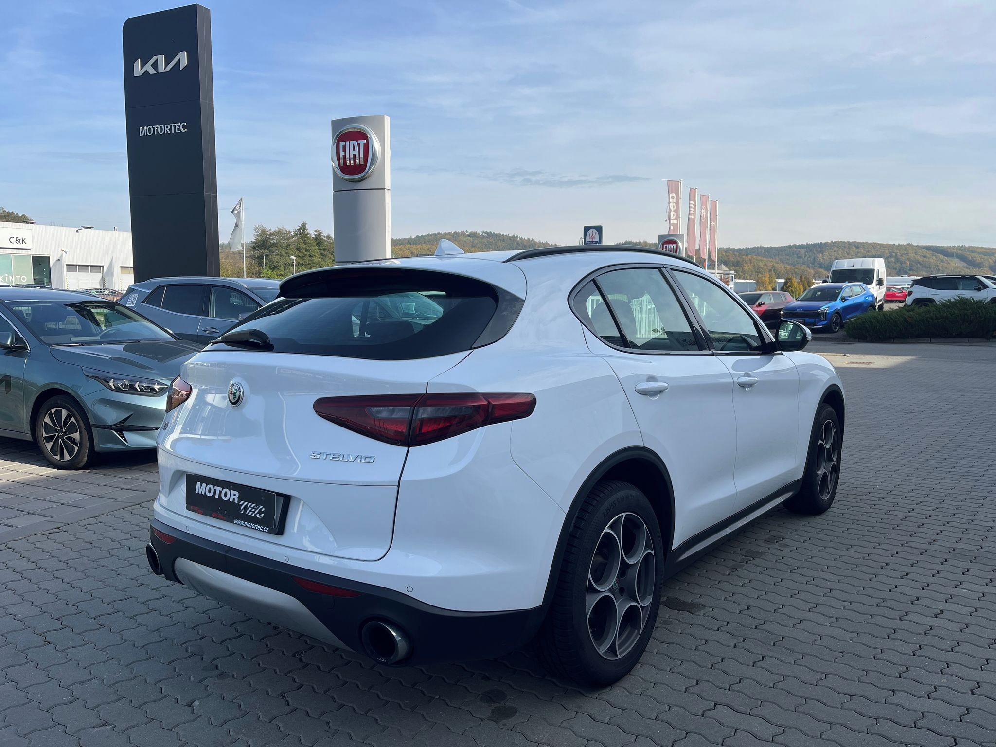 Alfa Romeo Stelvio, 2.0 T 280k Super AT8 AWD - fotka 3