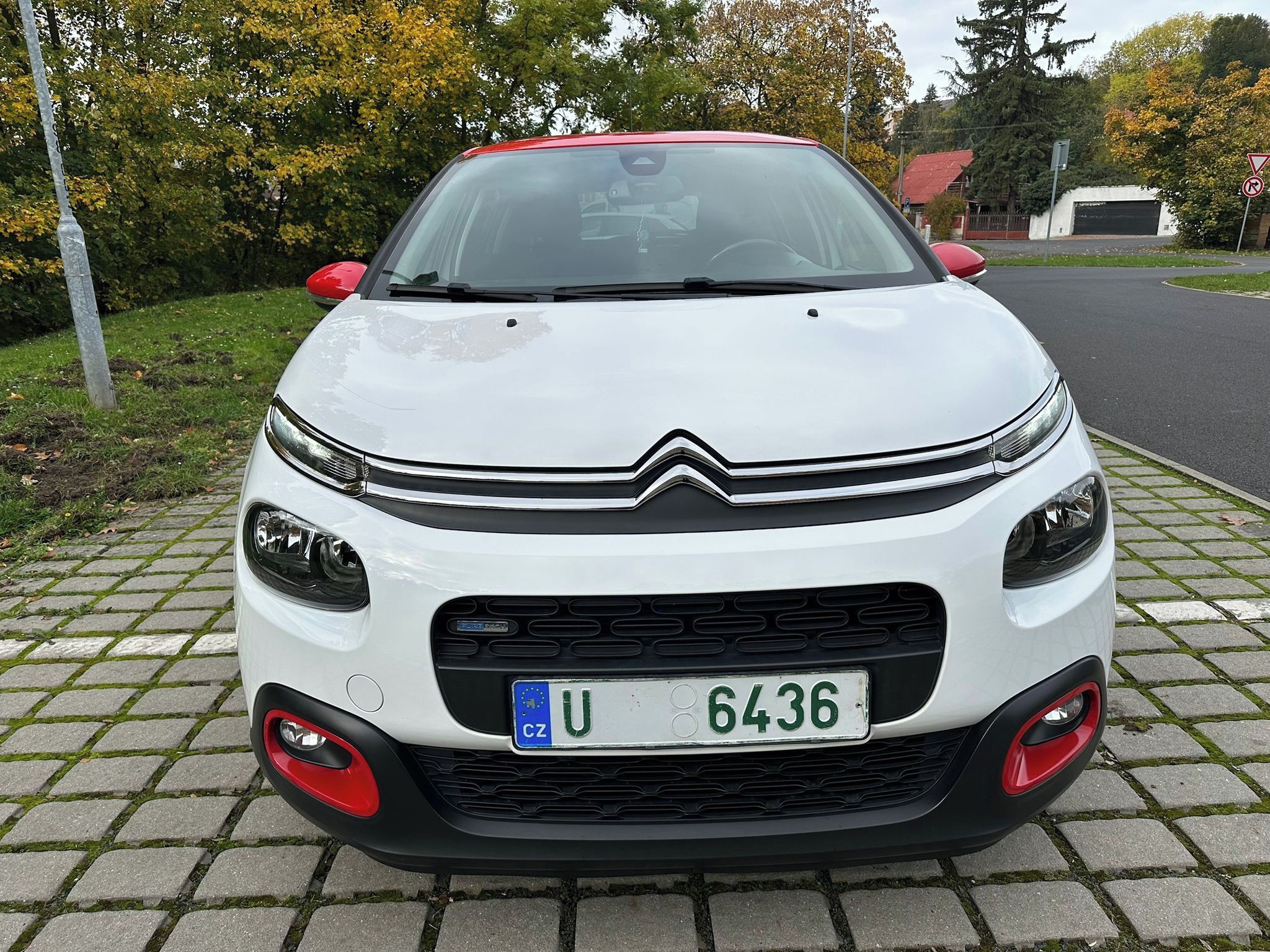 Citroën C3, 1,2 PT 81 kW - fotka 2