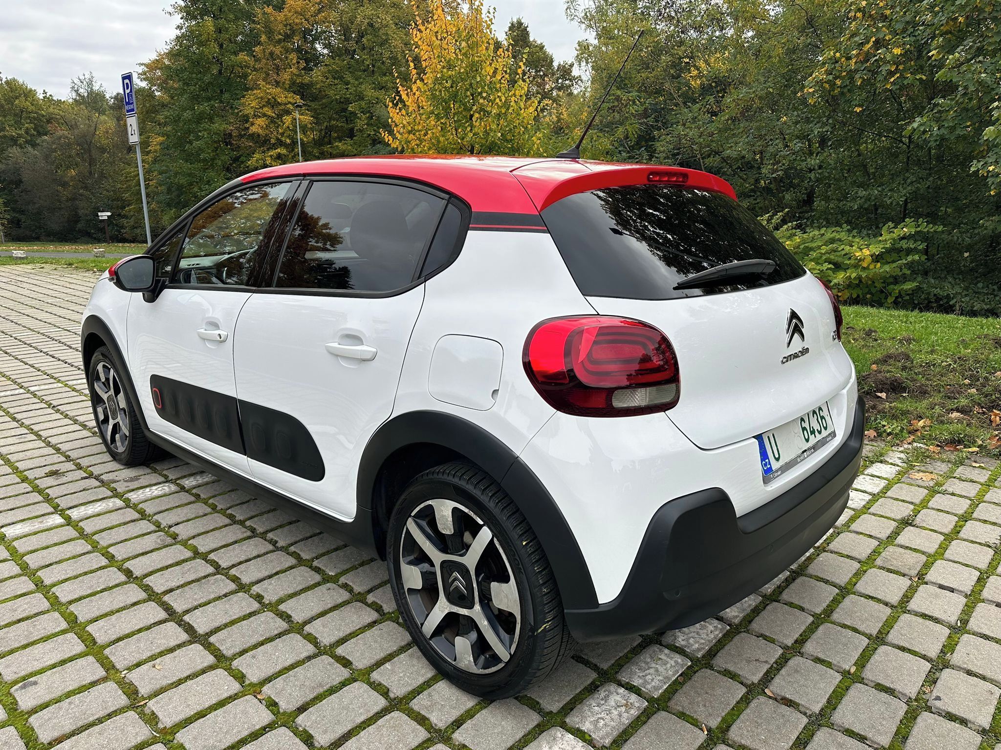 Citroën C3, 1,2 PT 81 kW - fotka 6