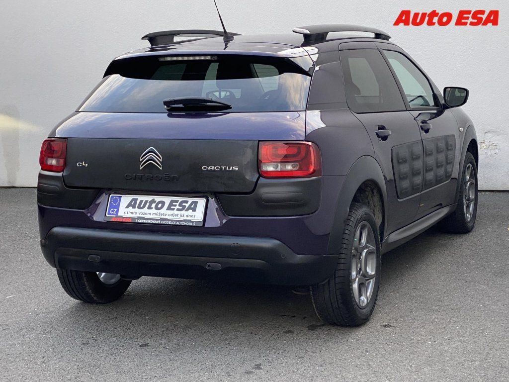 Citroën C4 Cactus, 1.2 PT,Shine,navi - fotka 4