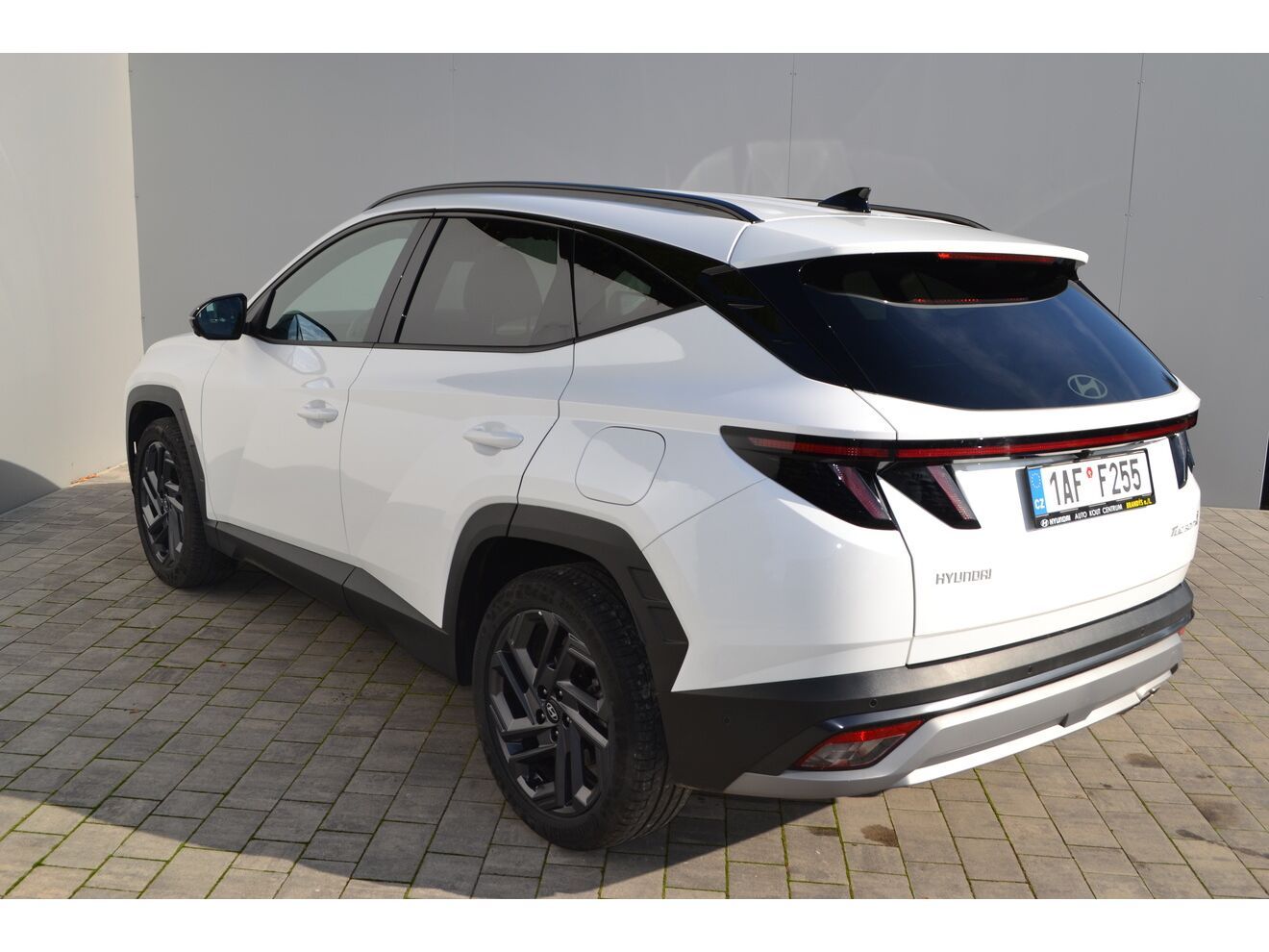 Hyundai Tucson, 25 1,6 TGDI  20 Years Luxury - fotka 3