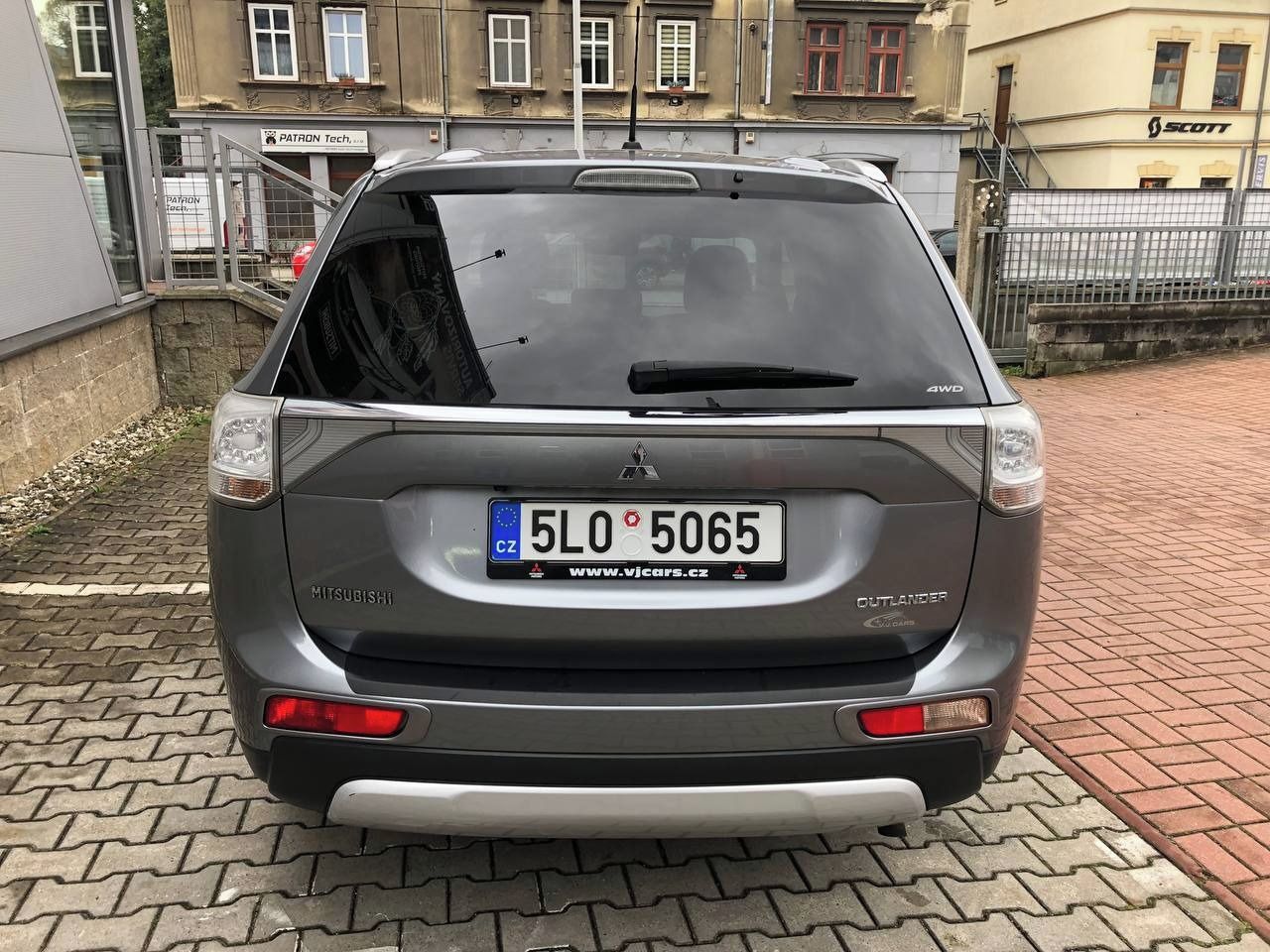 Mitsubishi Outlander, 2.2DI-D 6AT INSTYLE - fotka 3