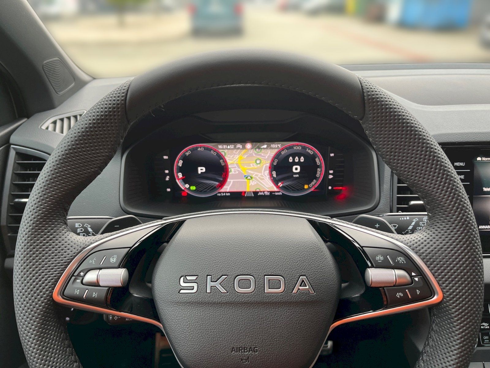 Škoda Karoq, SPORTLINE 1.5 TSI 110 kW DSG - fotka 5