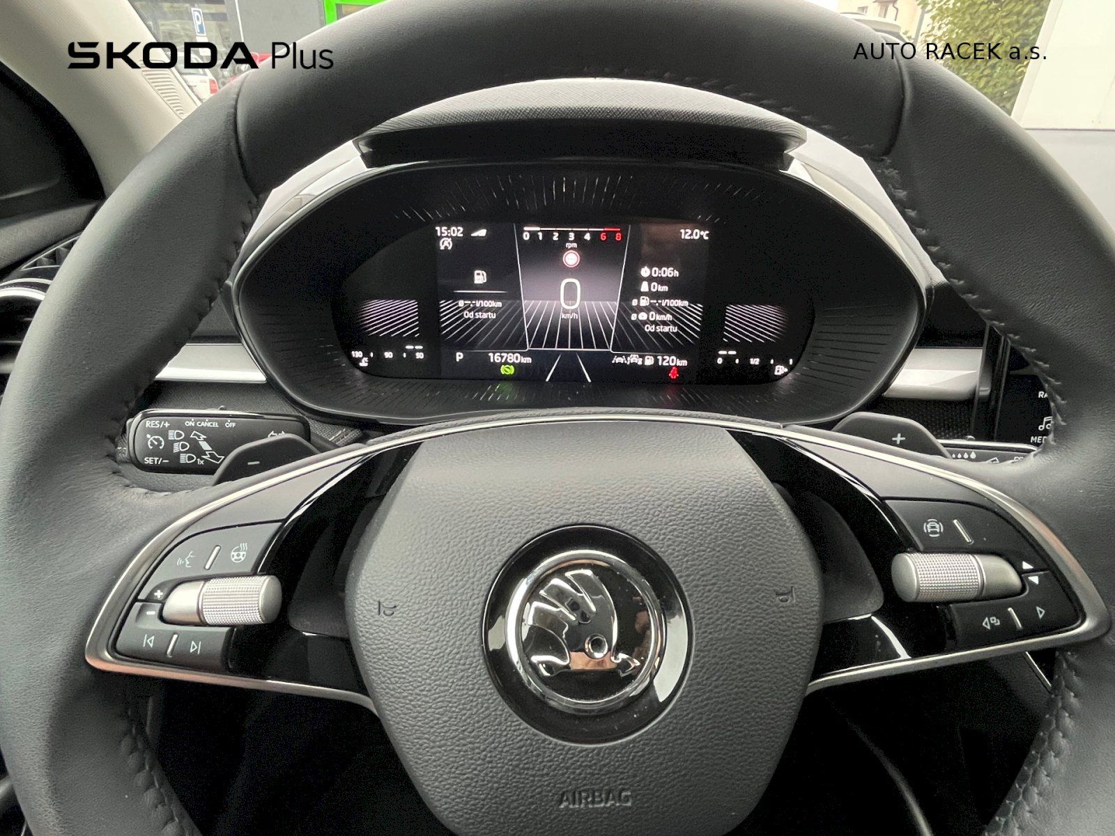 Škoda Fabia, 1.0 TSI 85kW Top Selection DSG - fotka 5