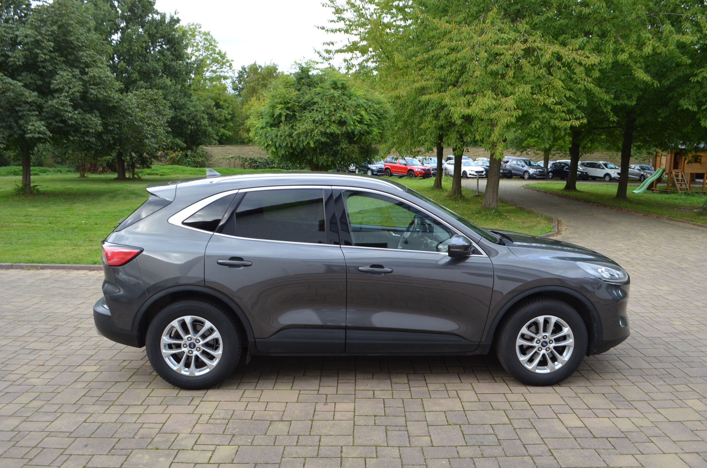 Ford Kuga, 1.5TDCI AUTOMAT 120 PS*NAVI* - fotka 4