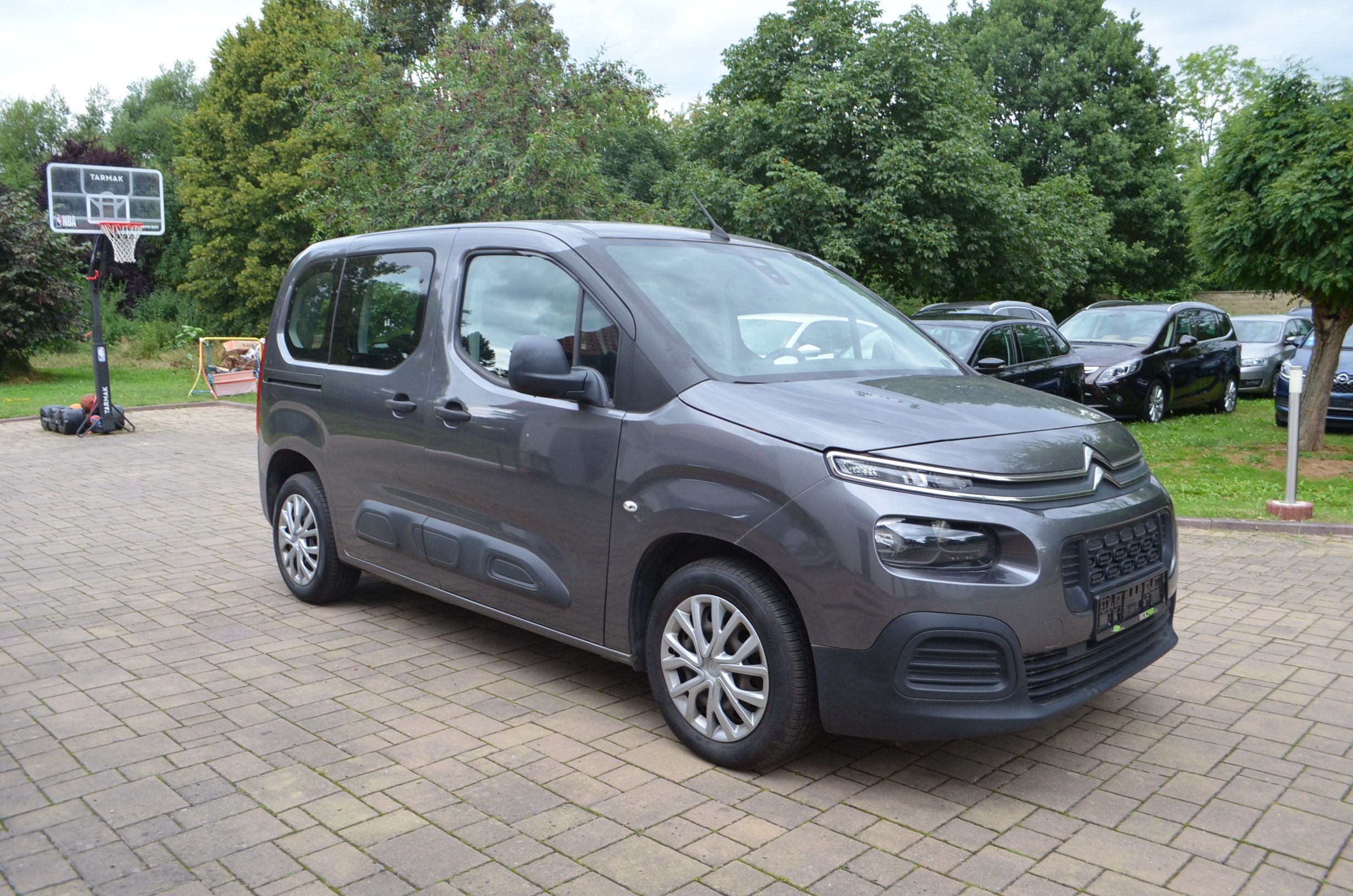 Citroën Berlingo, 1.2TCE 110PS*KLIMA*TEMPOMAT* - fotka 2