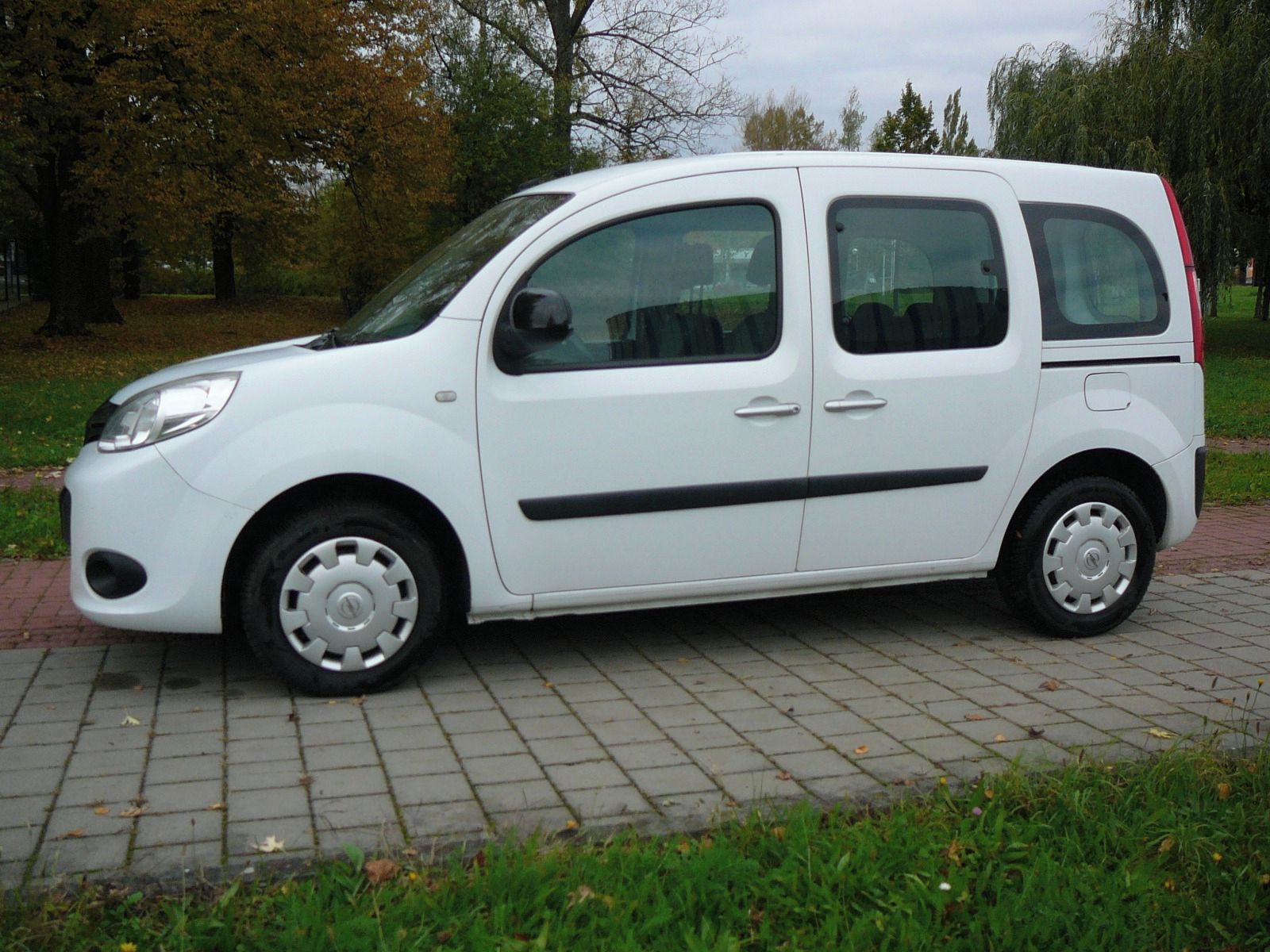 Renault Kangoo, 1.2TCe 84kW ČR 75000KM - fotka 3