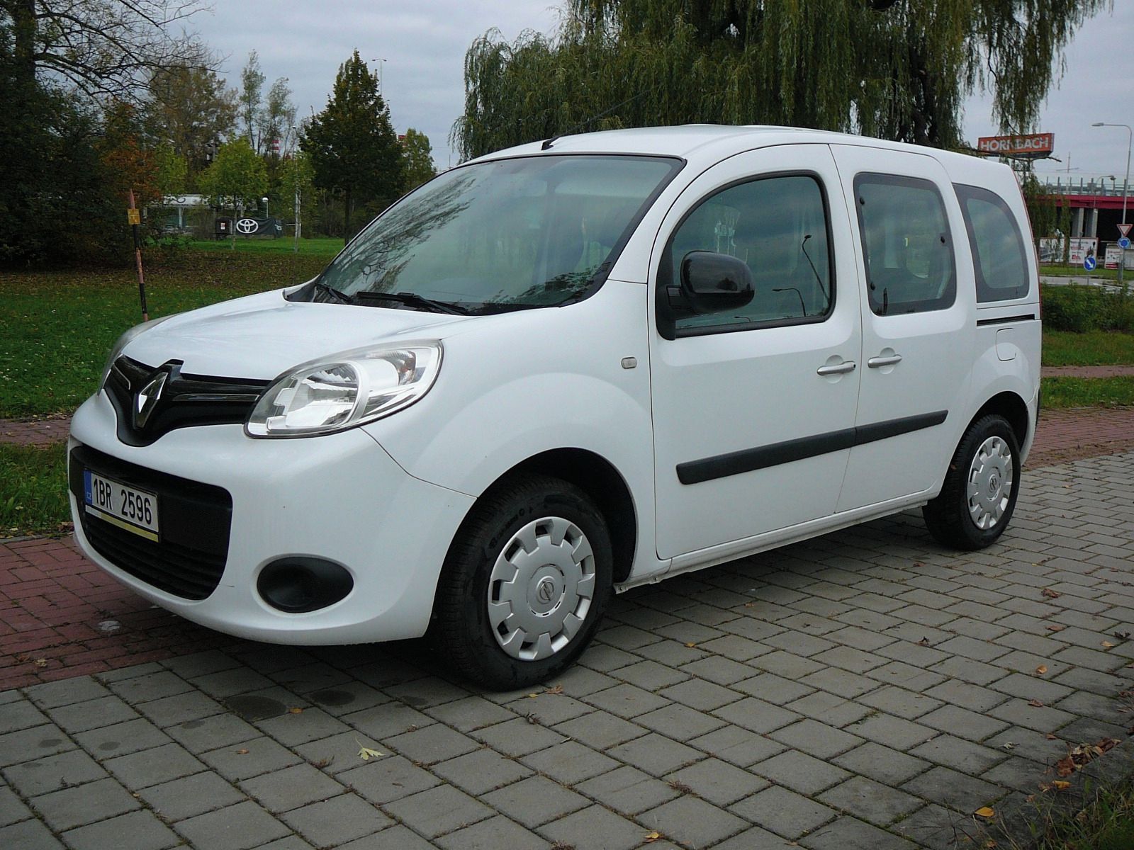 Renault Kangoo, 1.2TCe 84kW ČR 75000KM - fotka 2