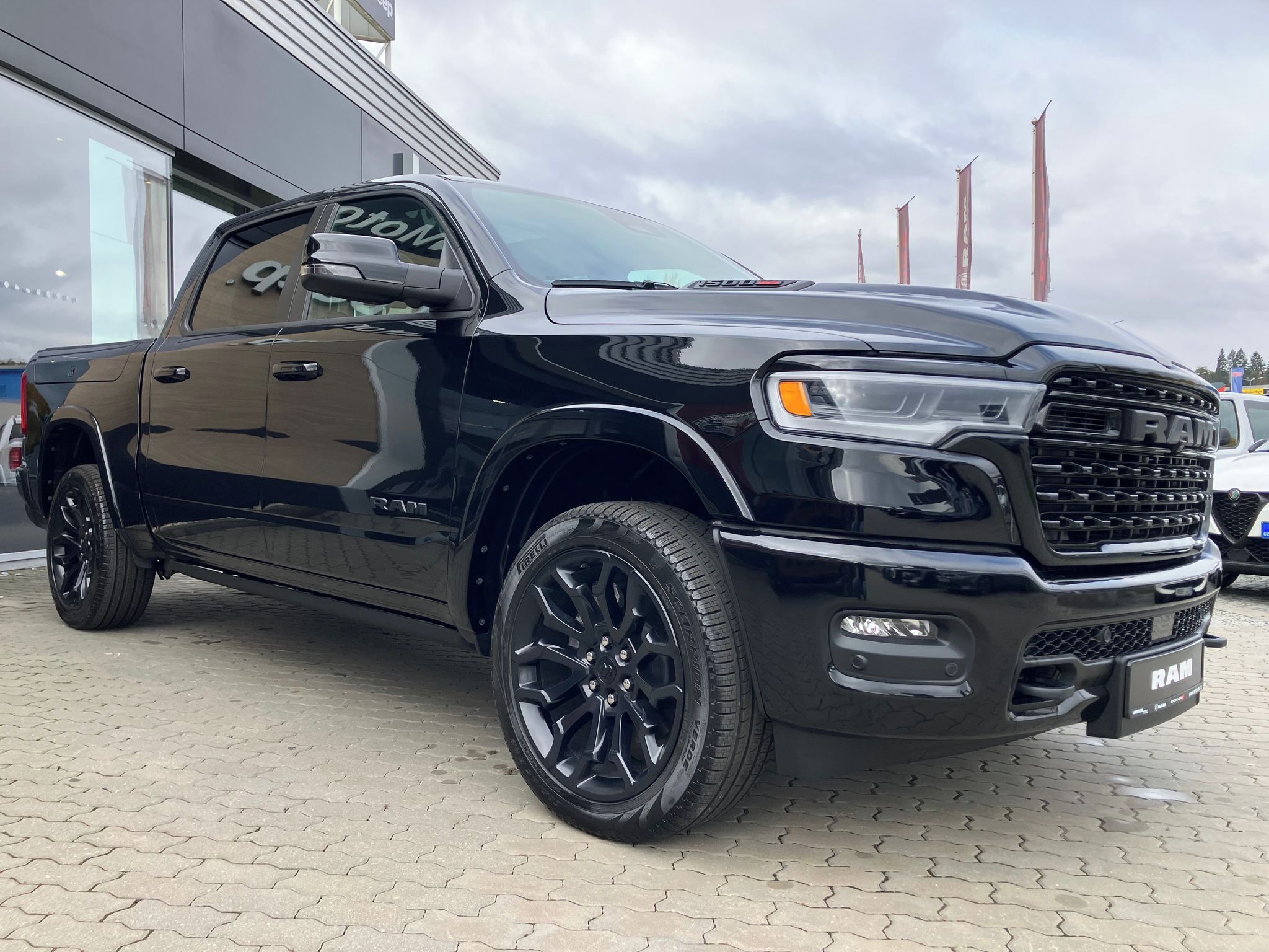 RAM 1500, 3.0 I6 548k LIMITED BLACK RAMB - fotka 6