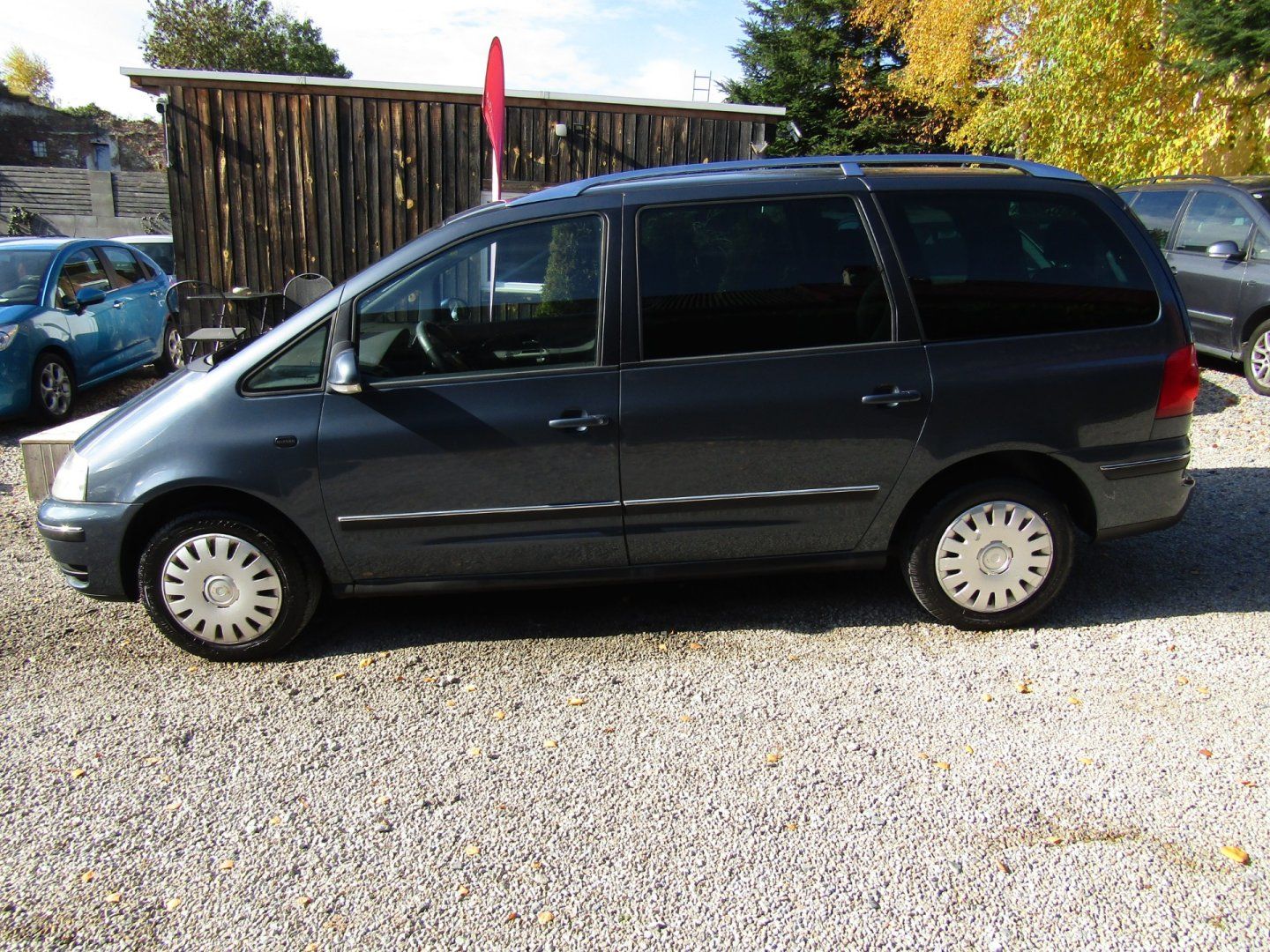 Volkswagen Sharan, 1.9 TDI 85kW 7 SEDADEL - fotka 3
