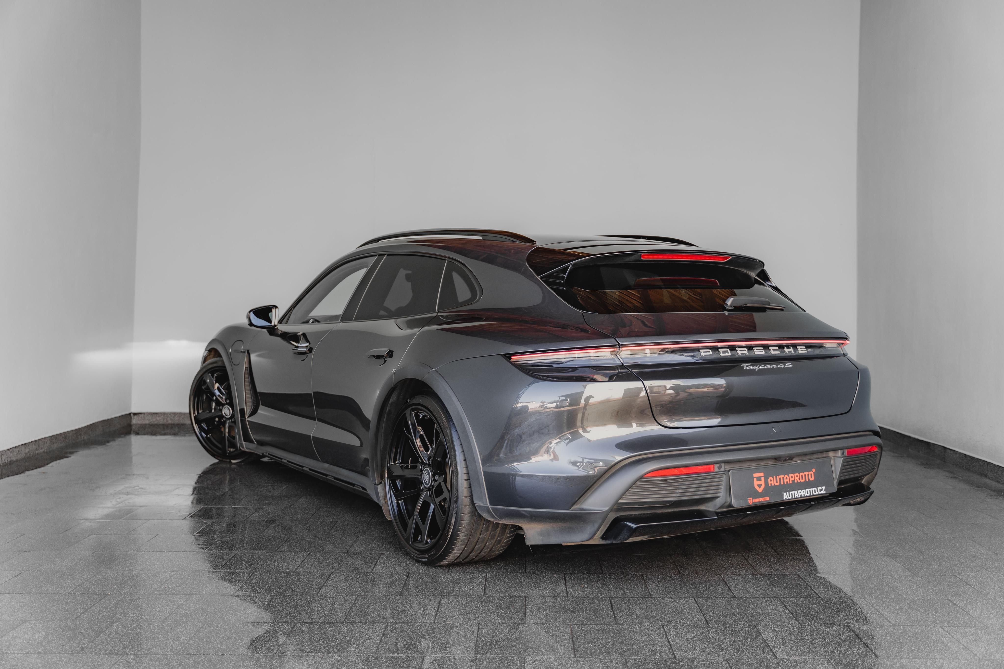 Porsche Taycan, 4S*Cross*Turismo*1m*CZ*R21 - fotka 6
