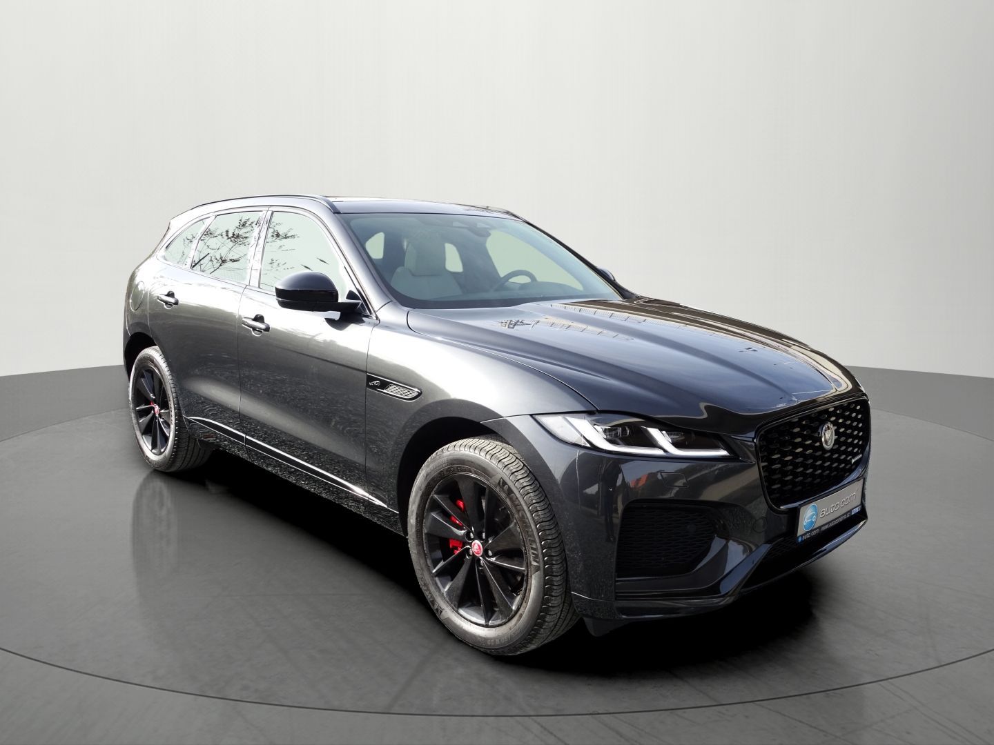 Jaguar F-Pace, D200 AWD R-Dynamic Panorama - fotka 6