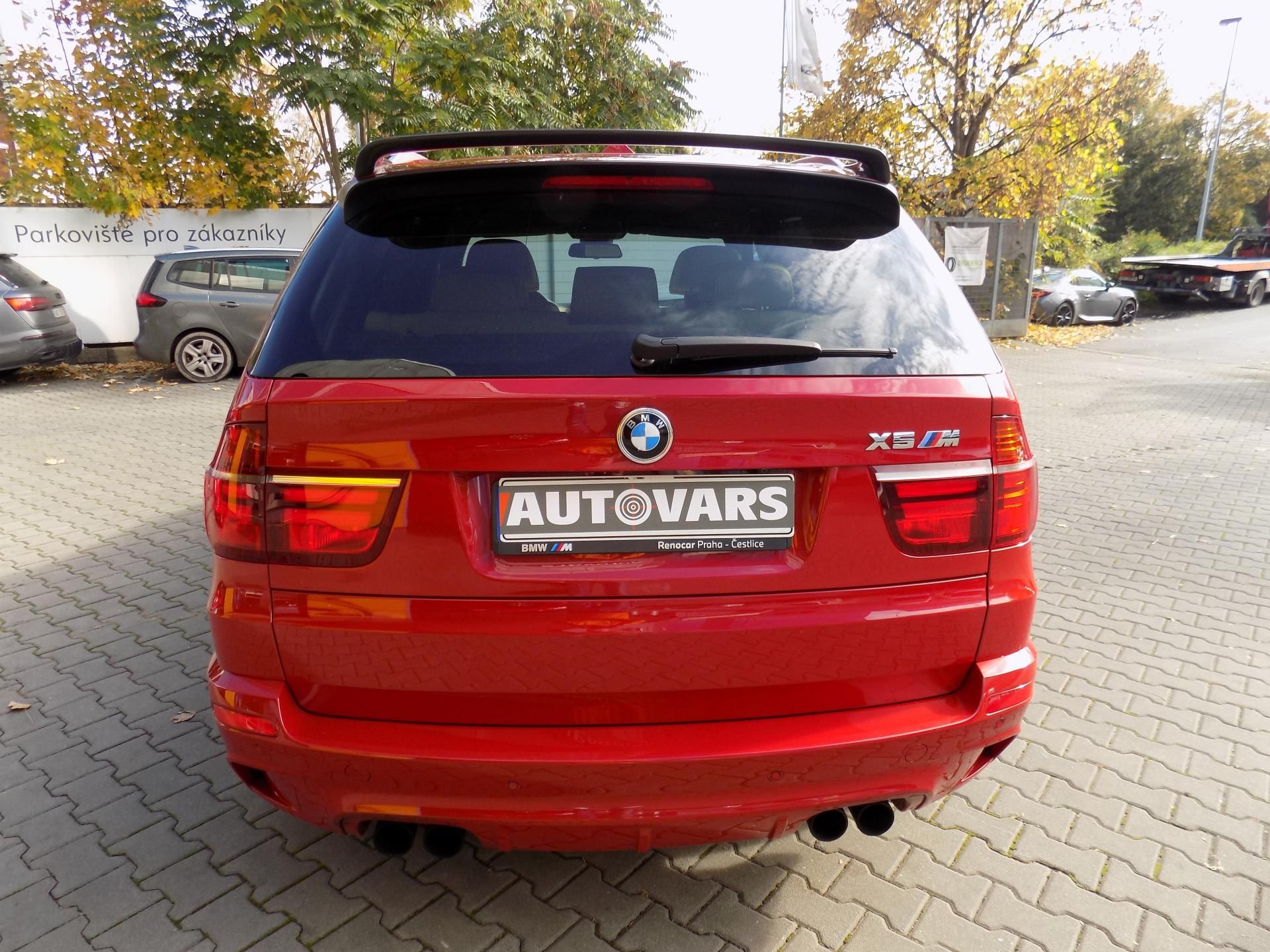 BMW X5, 4.4 V8 M - fotka 6