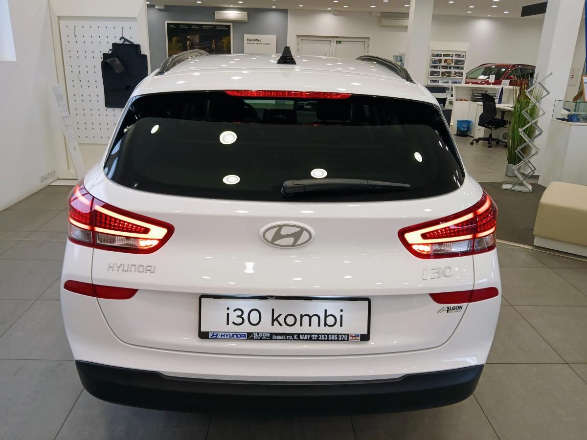Hyundai i30, 1,0 T-GDI GO Czech! - fotka 6