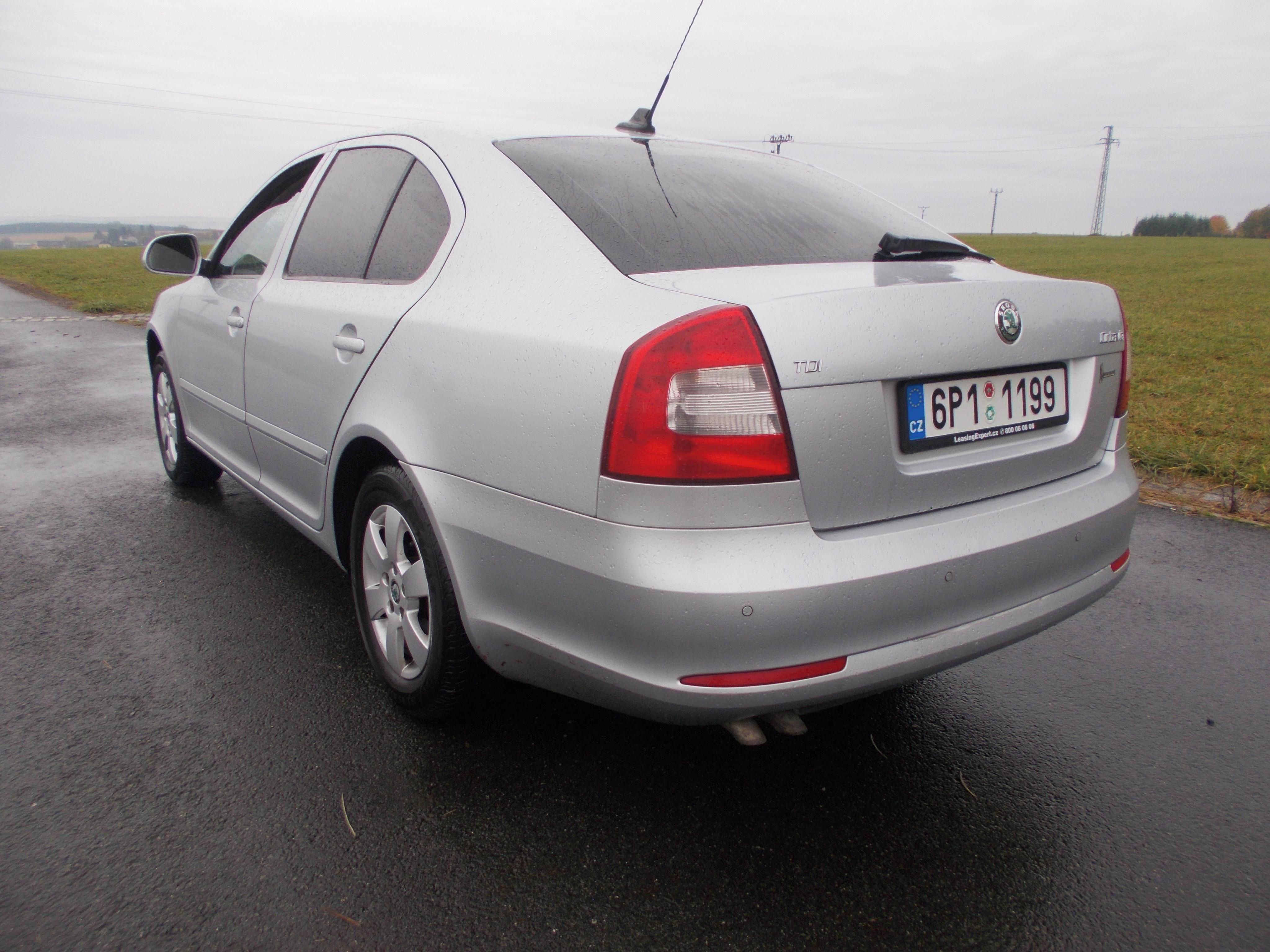 Škoda Octavia - fotka 3