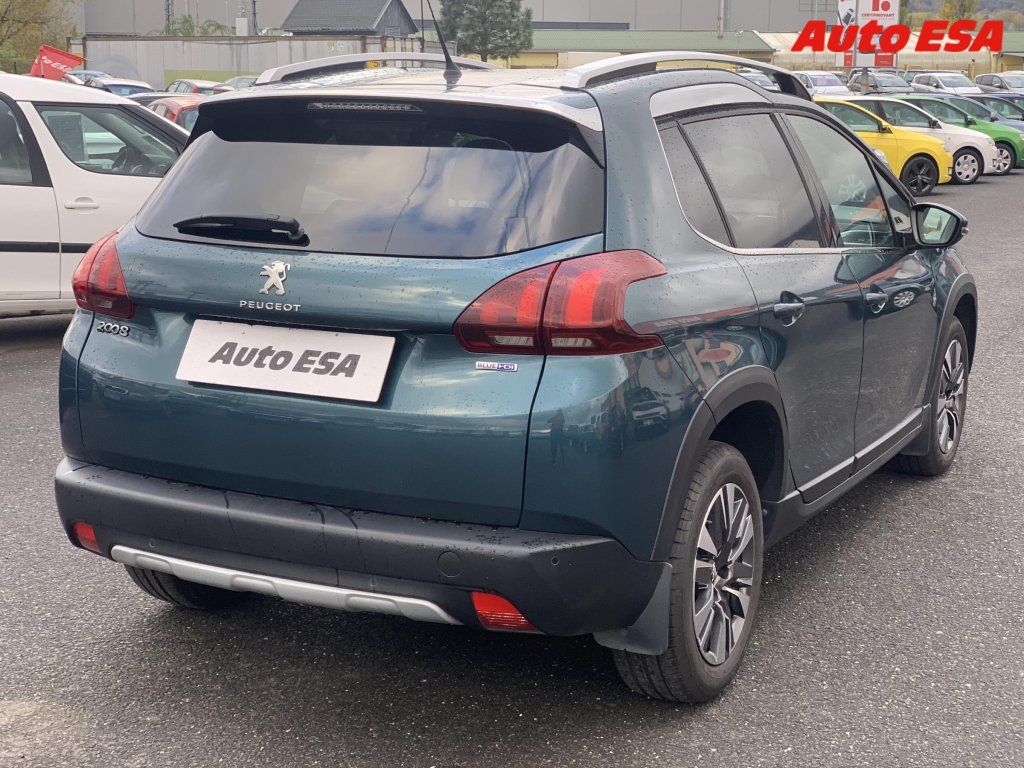 Peugeot 2008, 1.6 HDi,1.maj,ČR,Allure - fotka 6