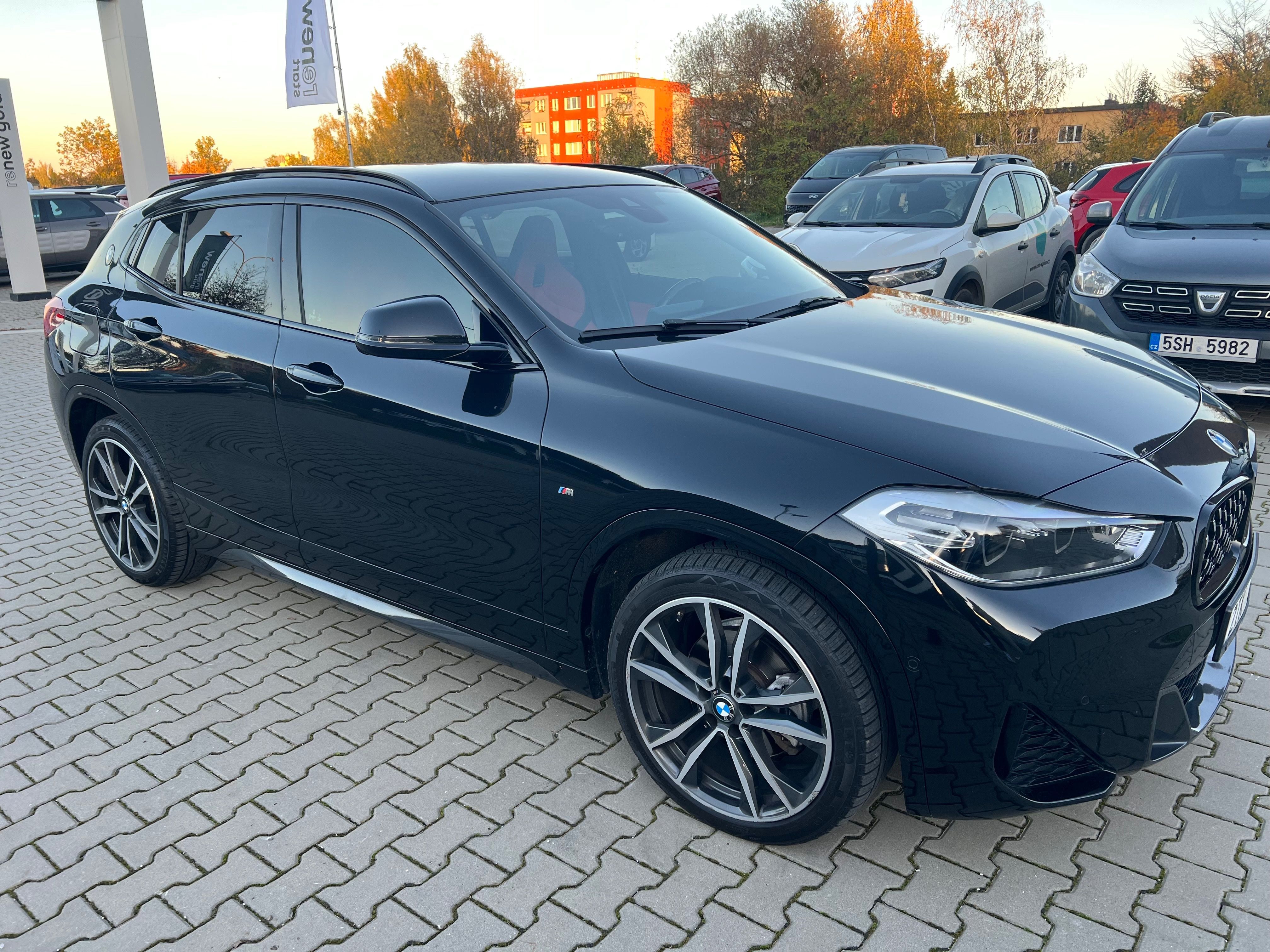 BMW X2, M packet exklusive, 2,0 diesel - fotka 6