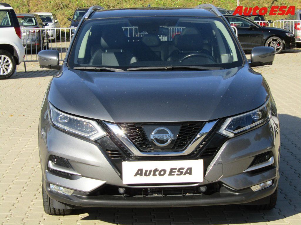 Nissan Qashqai, 1.6dCi,Tekna,AT,panor - fotka 2