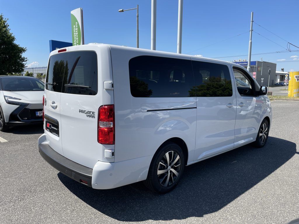 Toyota Proace Verso, 2.0D Business Com. odběr ihned - fotka 3