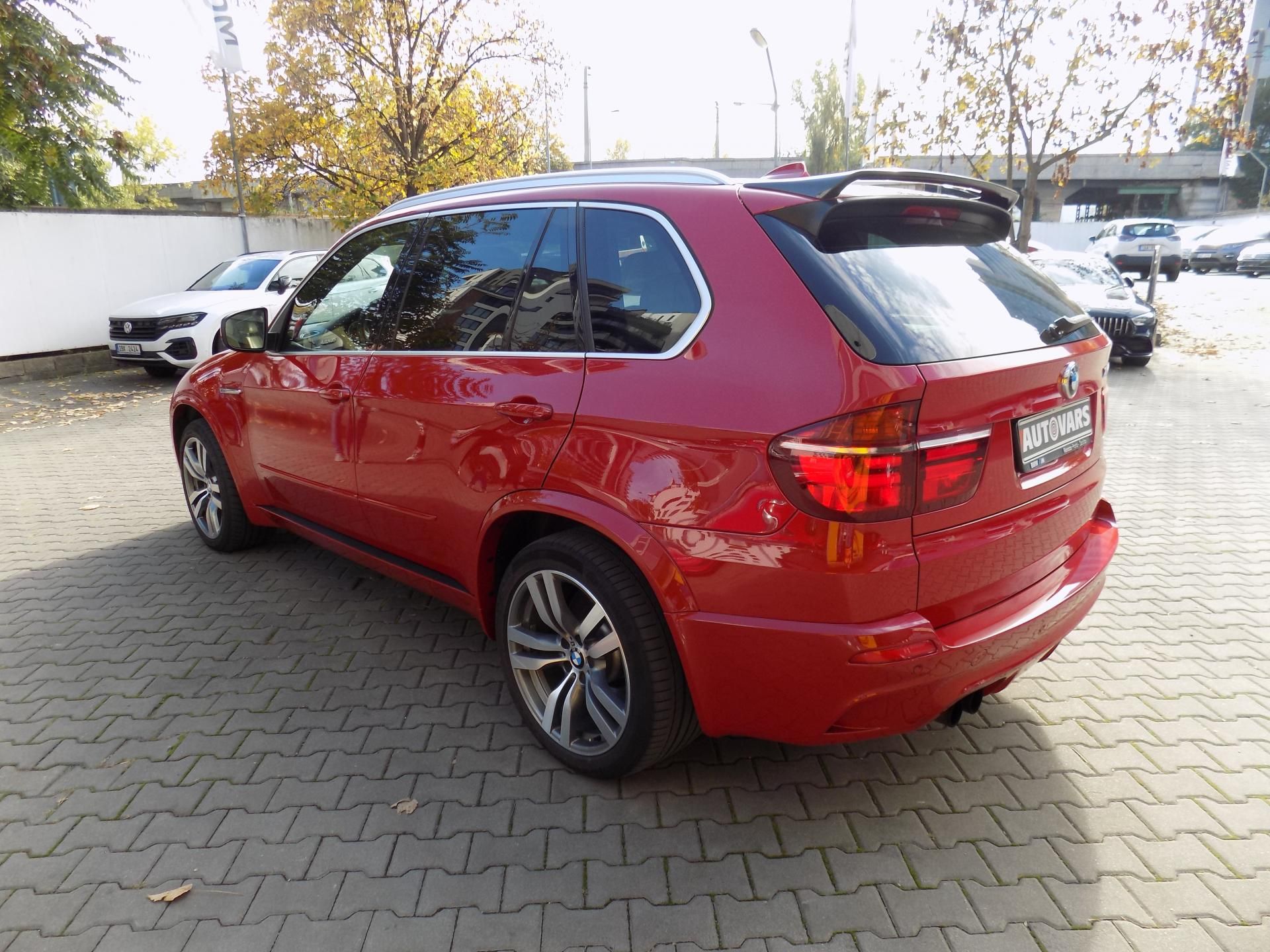 BMW X5, 4.4 V8 M - fotka 5