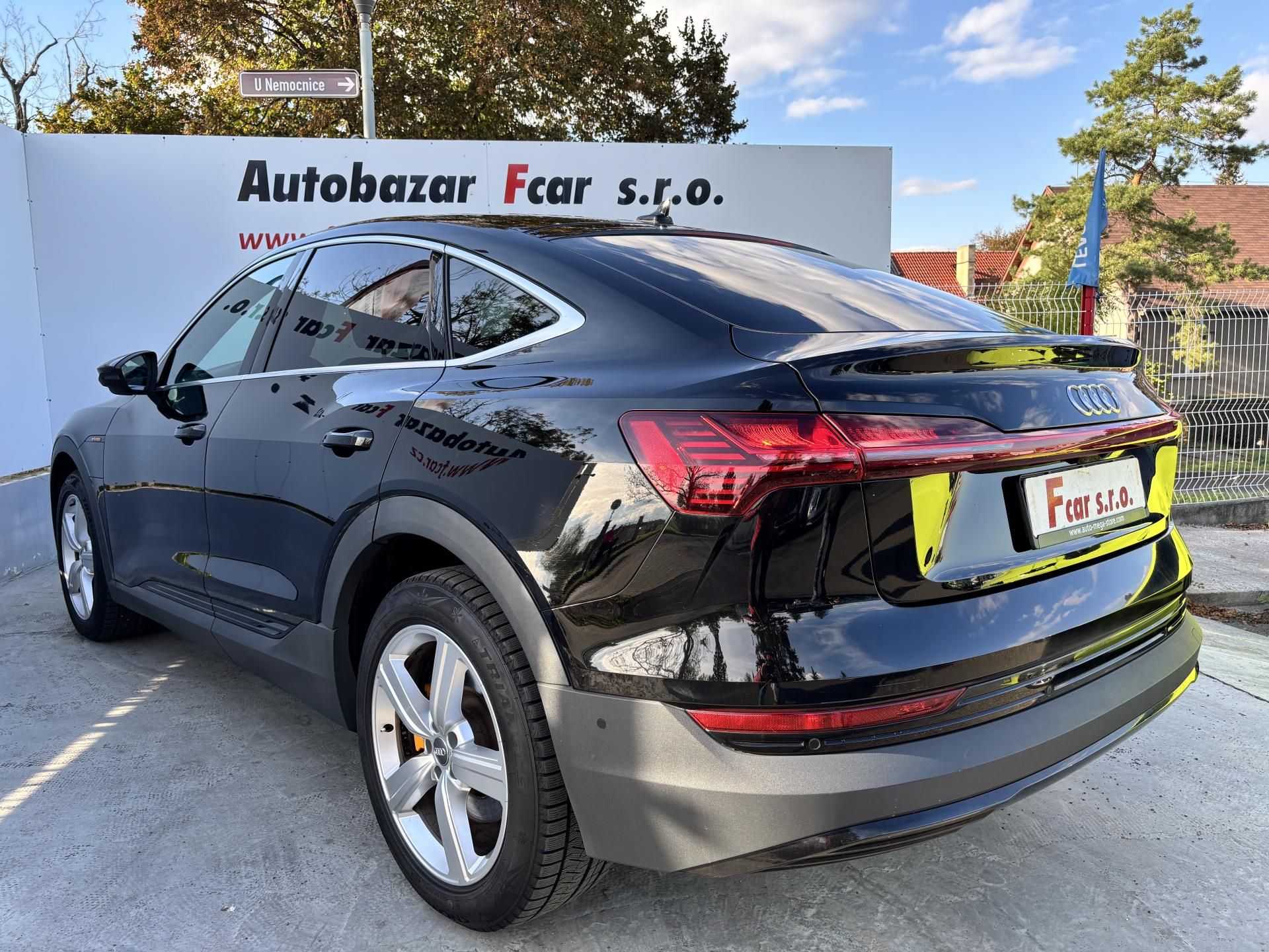 Audi e-tron, 50 Quattro S-Line Top výbava! - fotka 6
