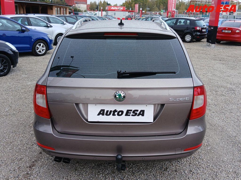Škoda Superb, 2.0TDi,DSG,výhřev sed. - fotka 5