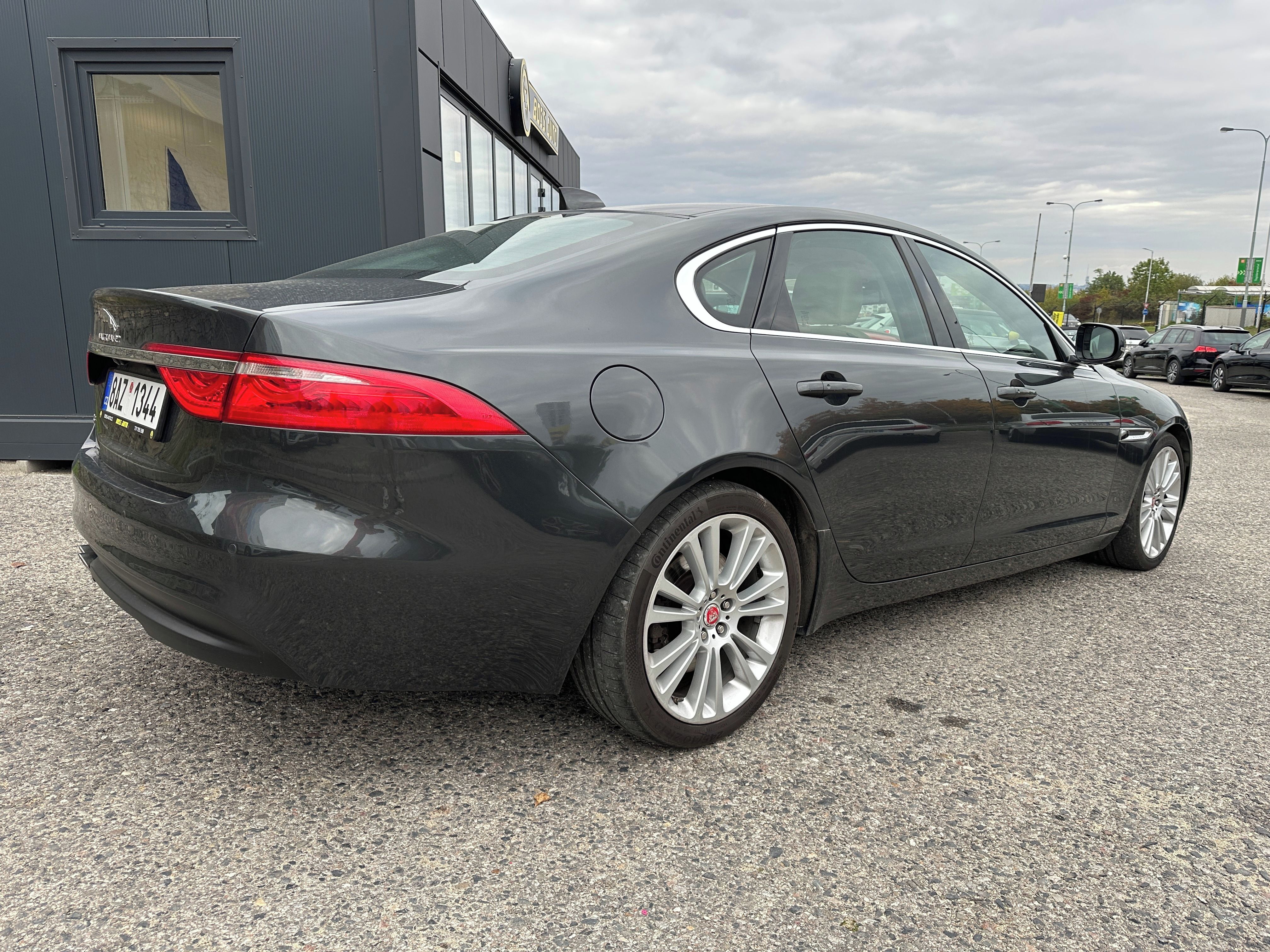 Jaguar XF, Jaguar XF 2016 2.0 - fotka 6