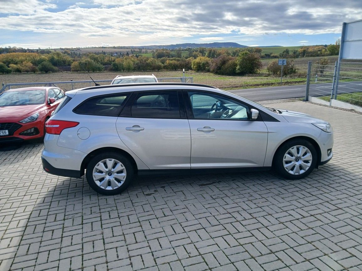 Ford Focus, 1,5 TDCI - fotka 6