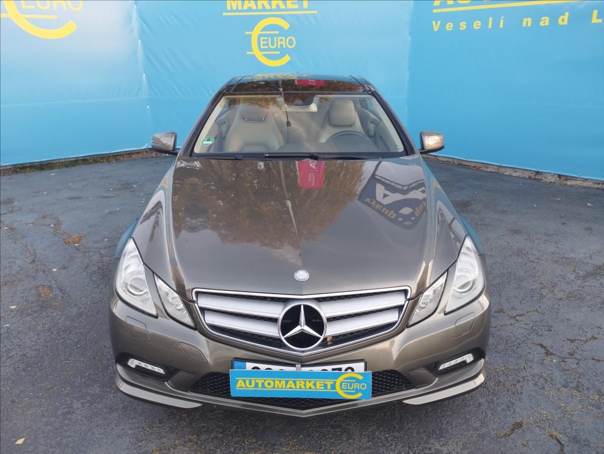 Mercedes-Benz Třídy E, 3,0 CDi 170KW - fotka 2