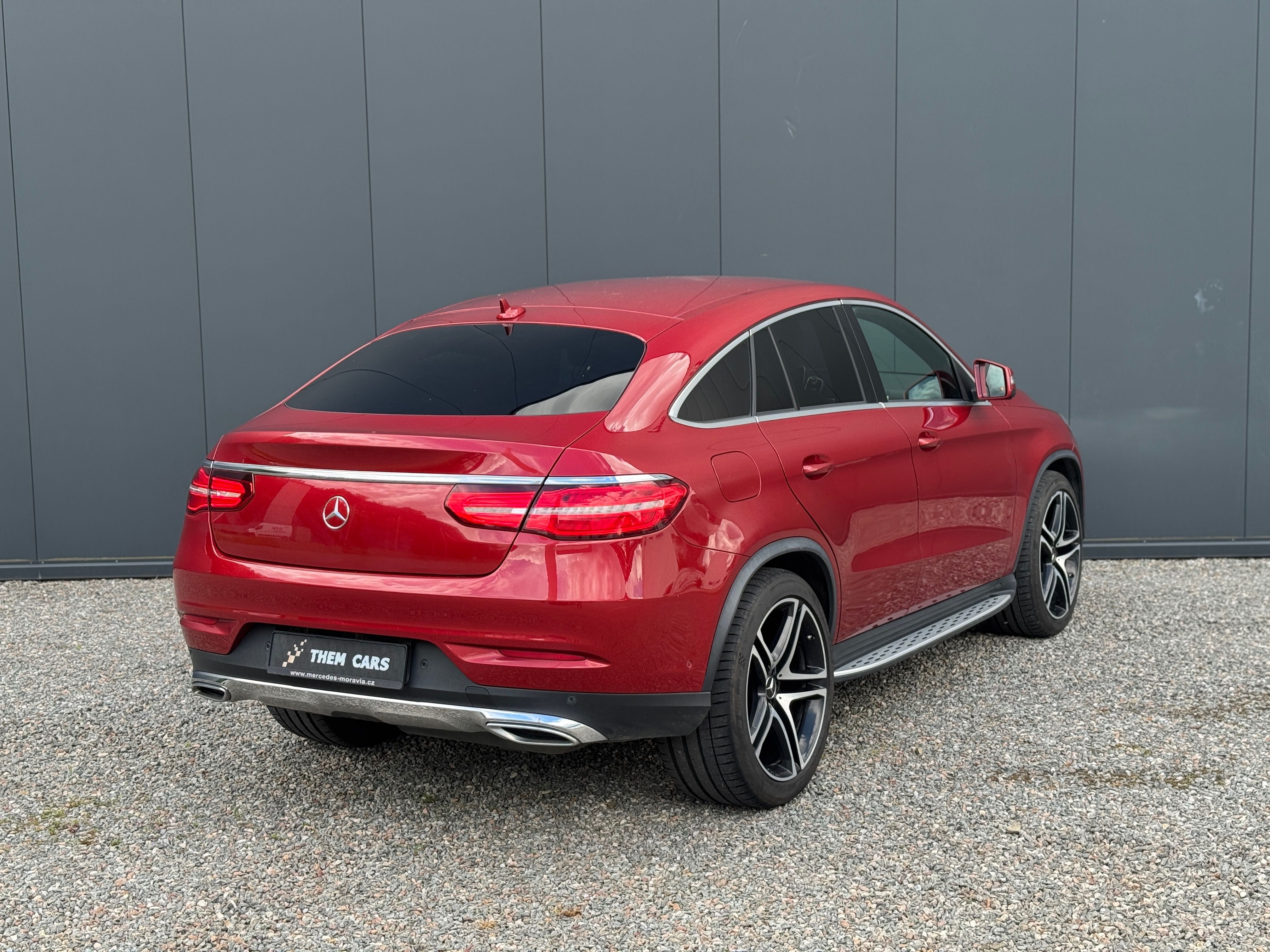 Mercedes-Benz GLE, Kupé, 350d 4Matic, vzduch - fotka 2