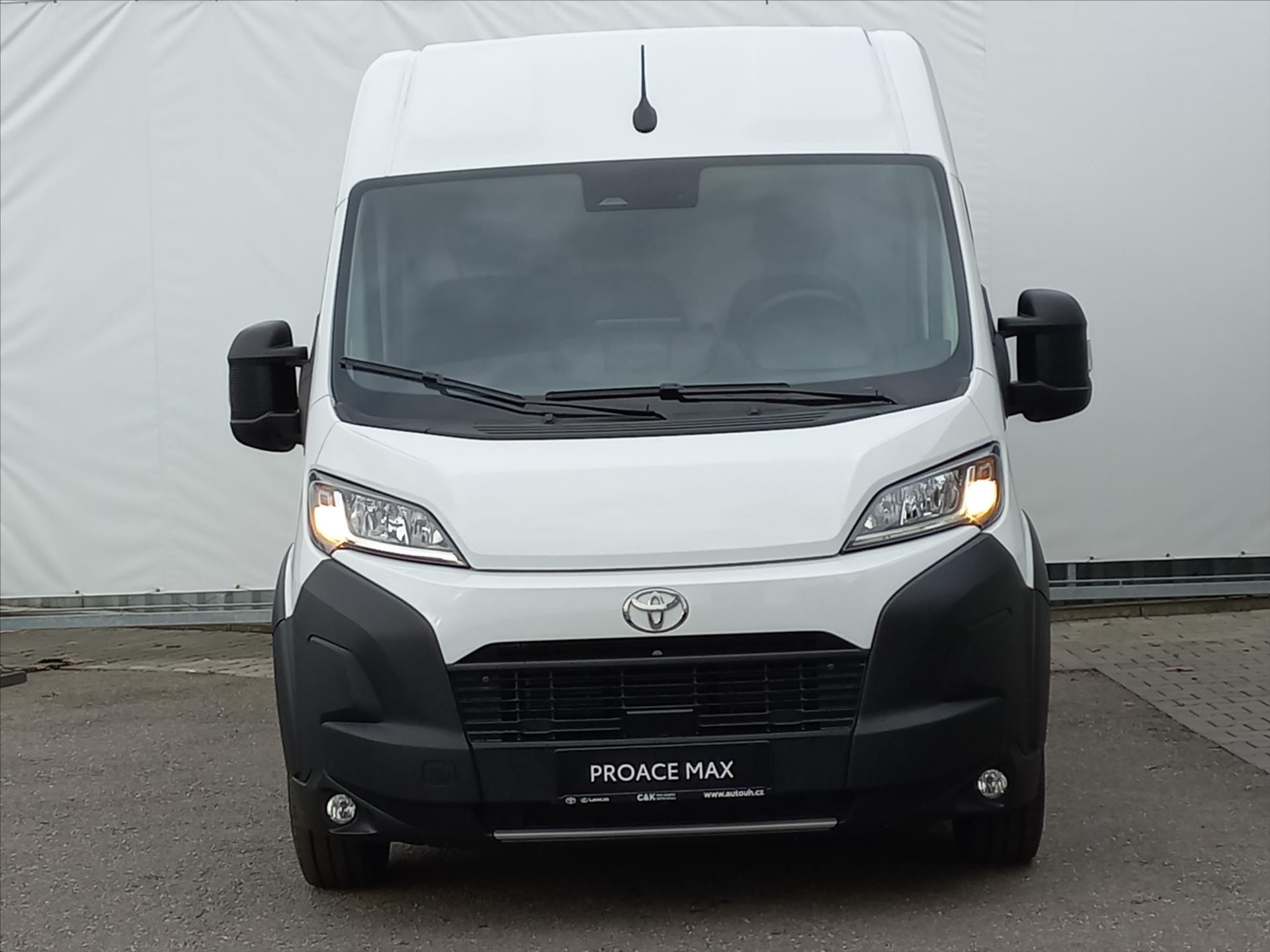 Toyota Proace, 2,2 Diesel 140k A/T L3H2  MAX - fotka 4