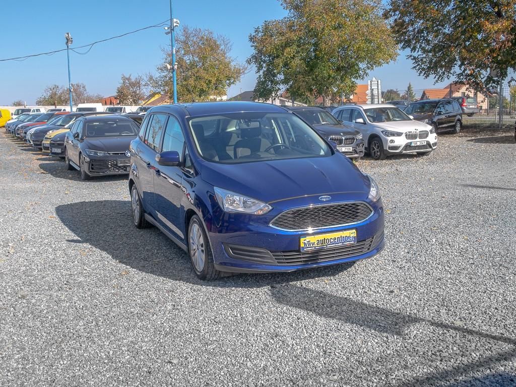 Ford Grand C-MAX, ČR 1.0T – 7 sedadel - fotka 3