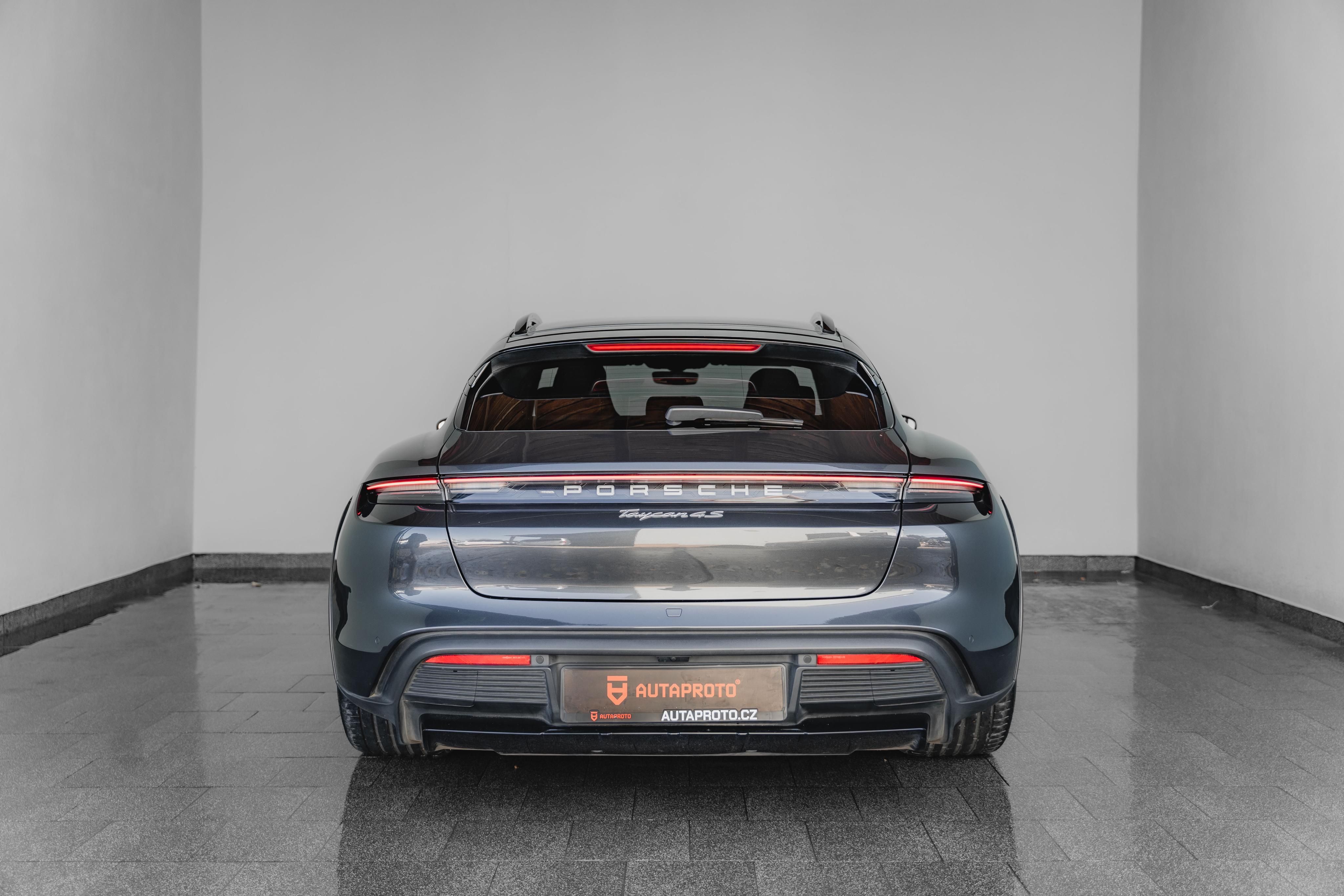 Porsche Taycan, 4S*Cross*Turismo*1m*CZ*R21 - fotka 5