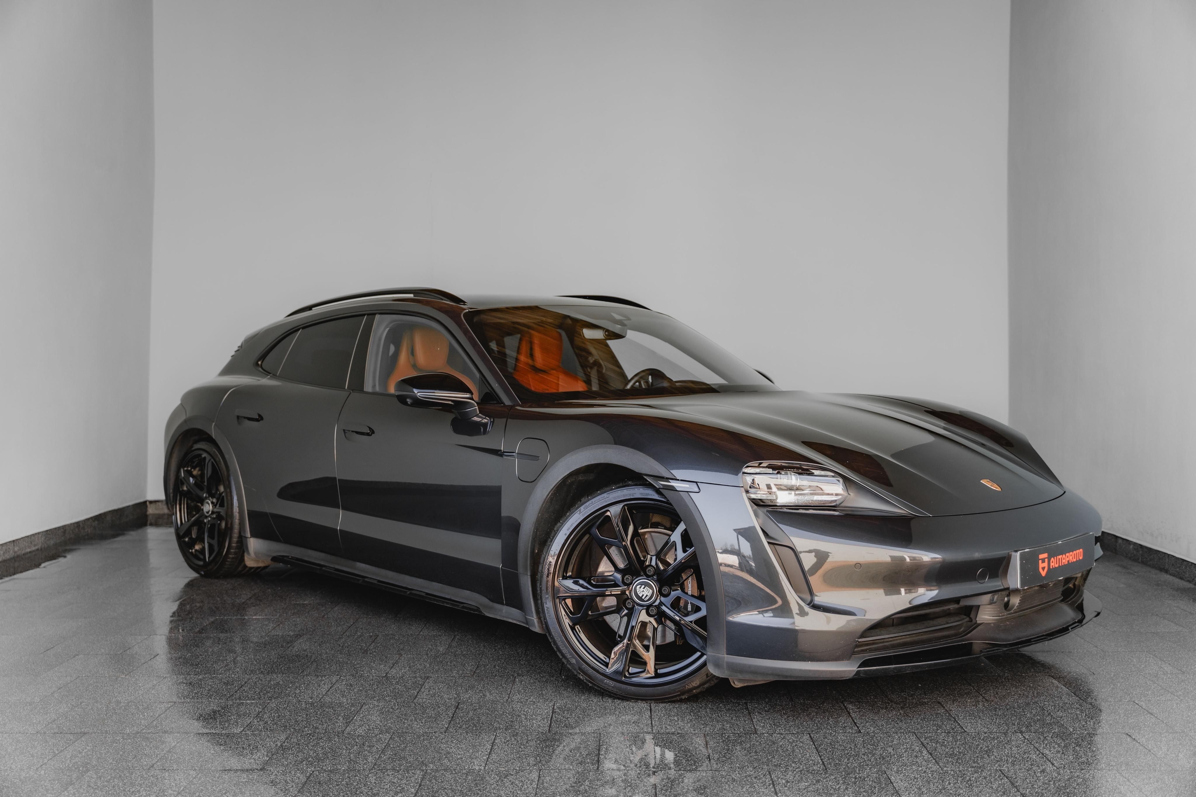 Porsche Taycan, 4S*Cross*Turismo*1m*CZ*R21 - fotka 3