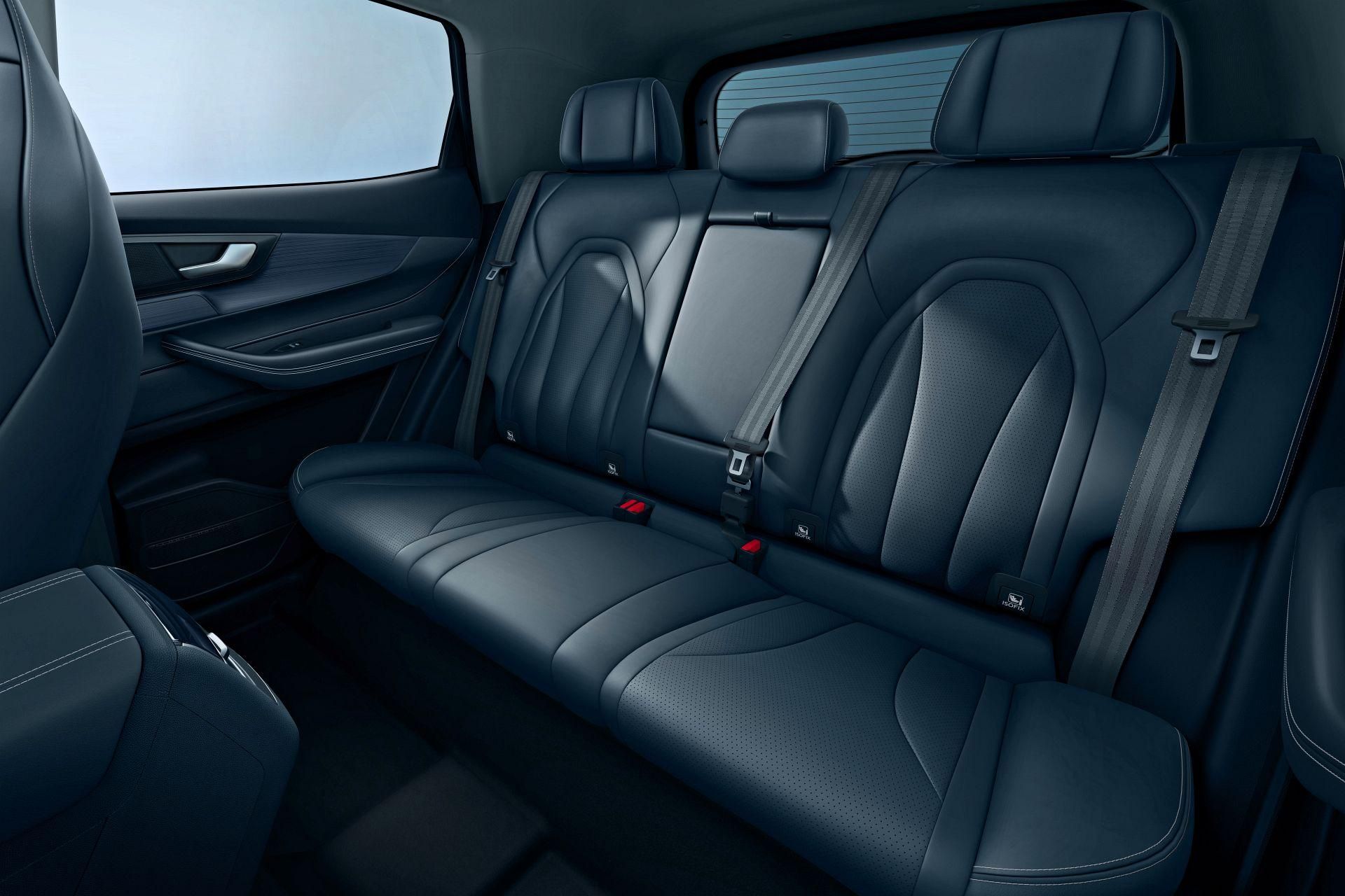 Chery Tiggo 4 HEV, 1,5 COMFORT - fotka 5