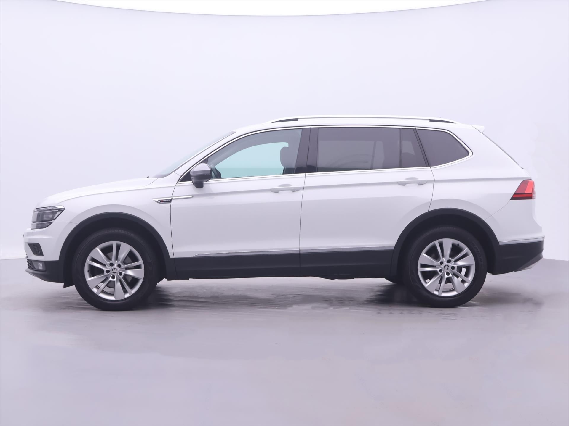 Volkswagen Tiguan Allspace, 2,0 TDI DSG Highline 7Míst DPH - fotka 4