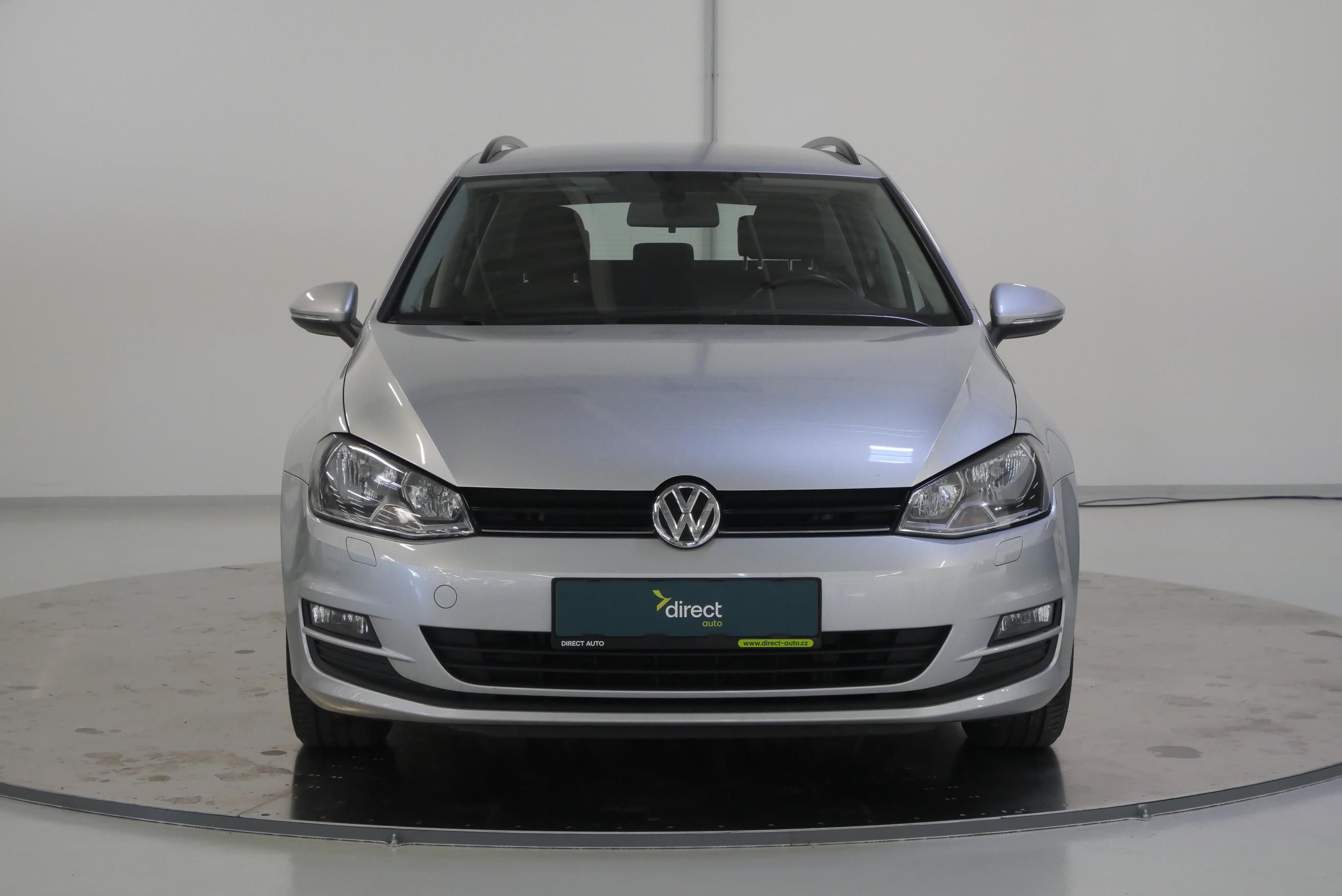 Volkswagen Golf, 1.6 TDI 81 kW Comfort - fotka 4