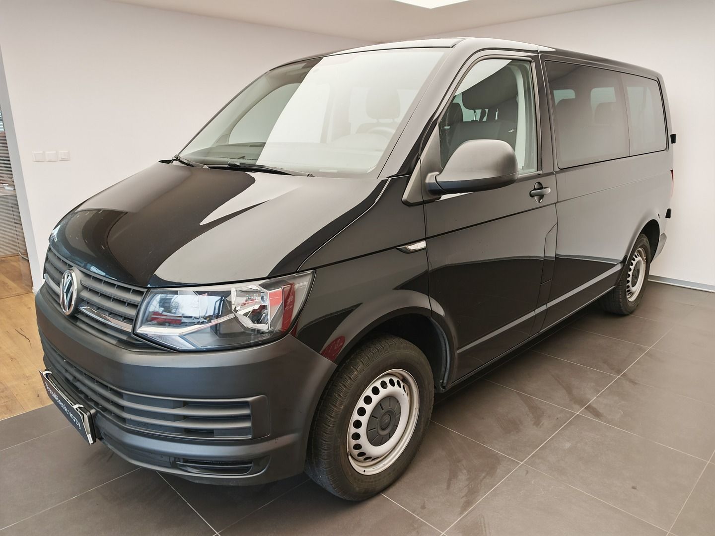 Volkswagen Transporter, 2,0Tdi Man , 8míst