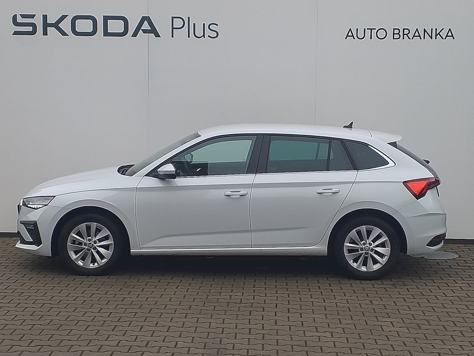 Škoda Scala, 1,5 TSI 110 kW  DSG Top Select - fotka 3