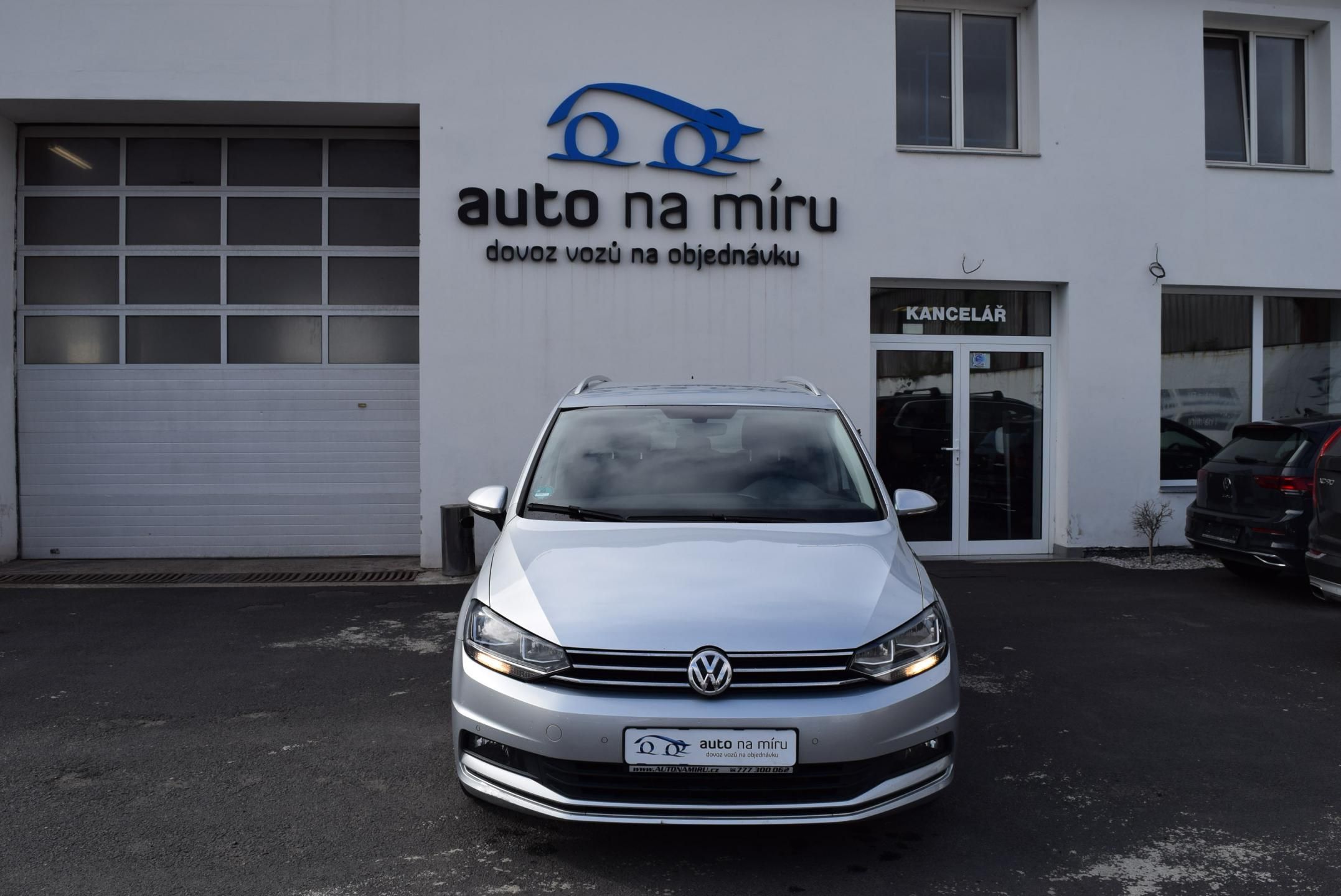 Volkswagen Touran, 1.4 110KwHighlineNezTopenTaž - fotka 3