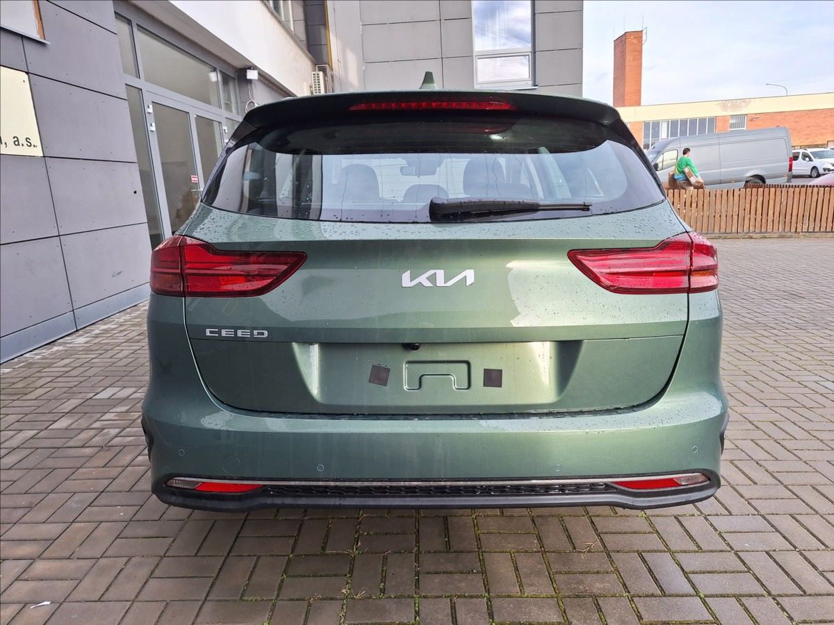 Kia Cee´d, 1,5 TGDi GPF 7DCT aut.  SW Spi - fotka 5