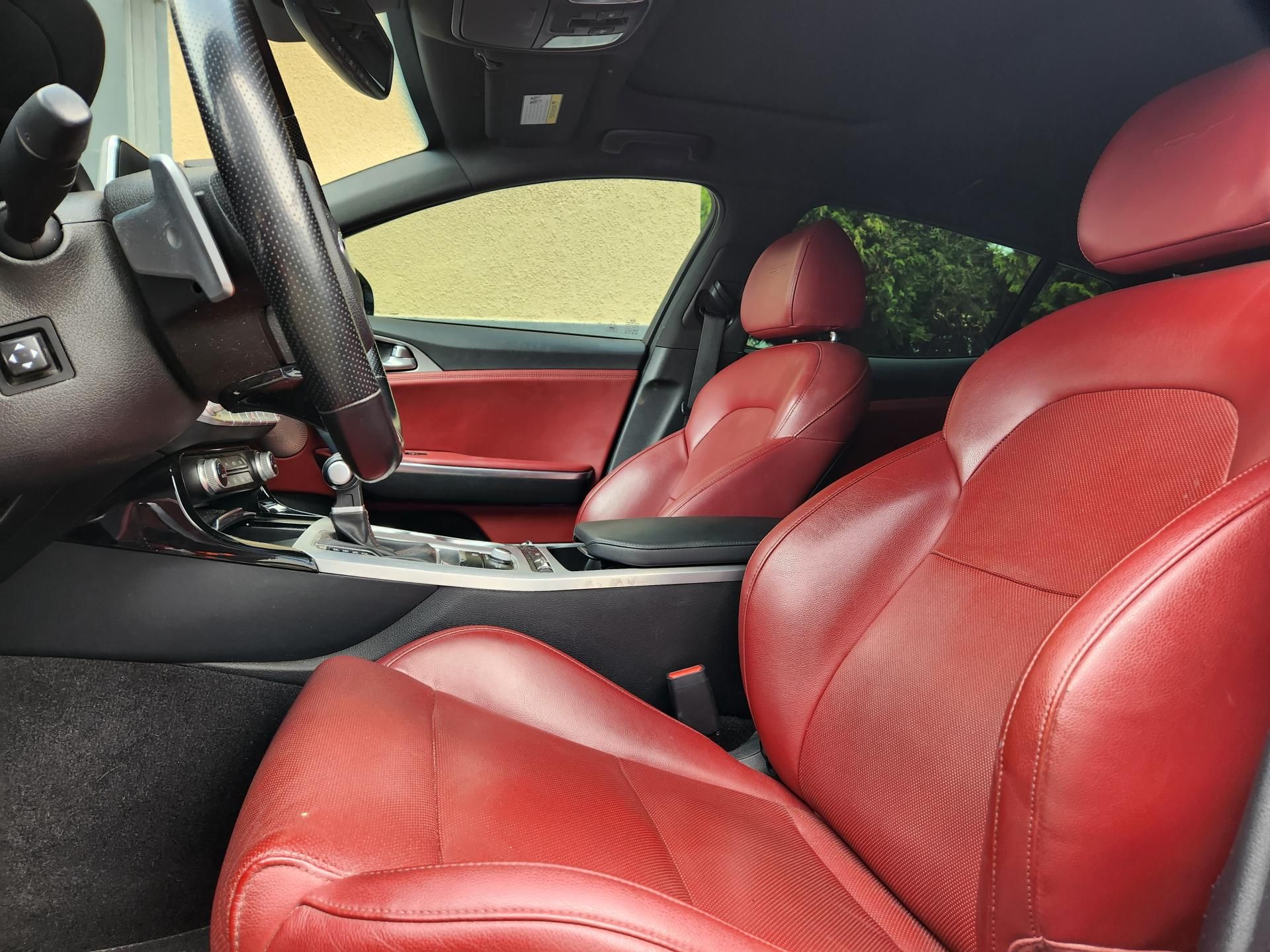 Kia Stinger, 3.3-GT-RED KŮŽE-AUTOMAT - fotka 2