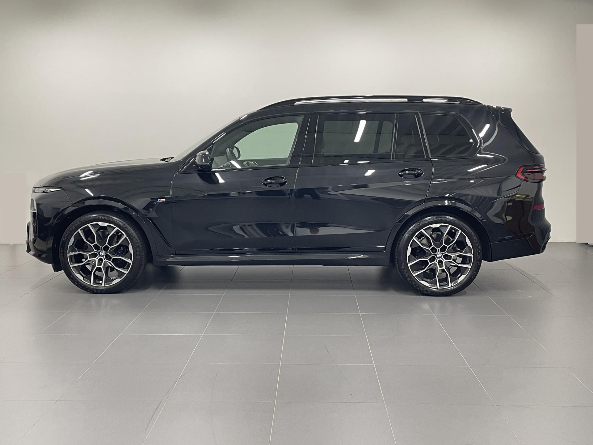 BMW X7, BMW - X7 xDrive40d - fotka 4