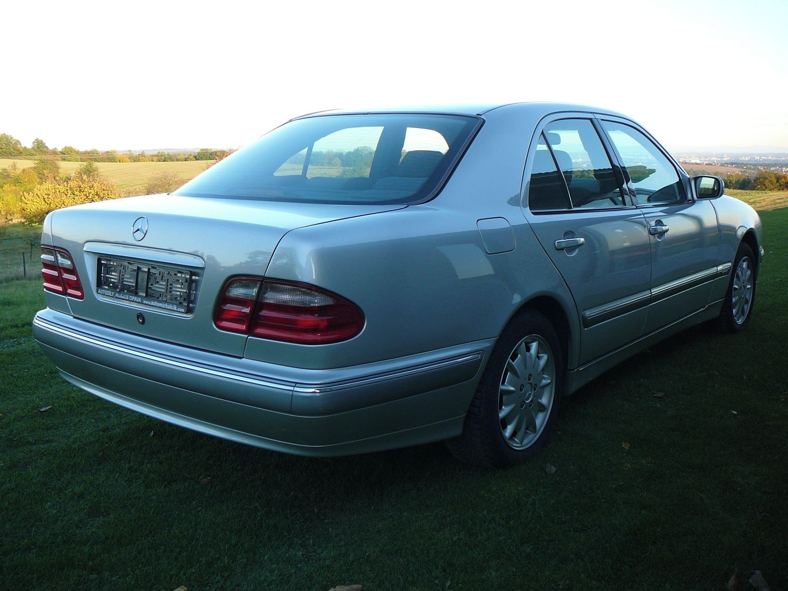 Mercedes-Benz Třídy E, 200CDI ELEGANCE 100TKM!!! - fotka 5