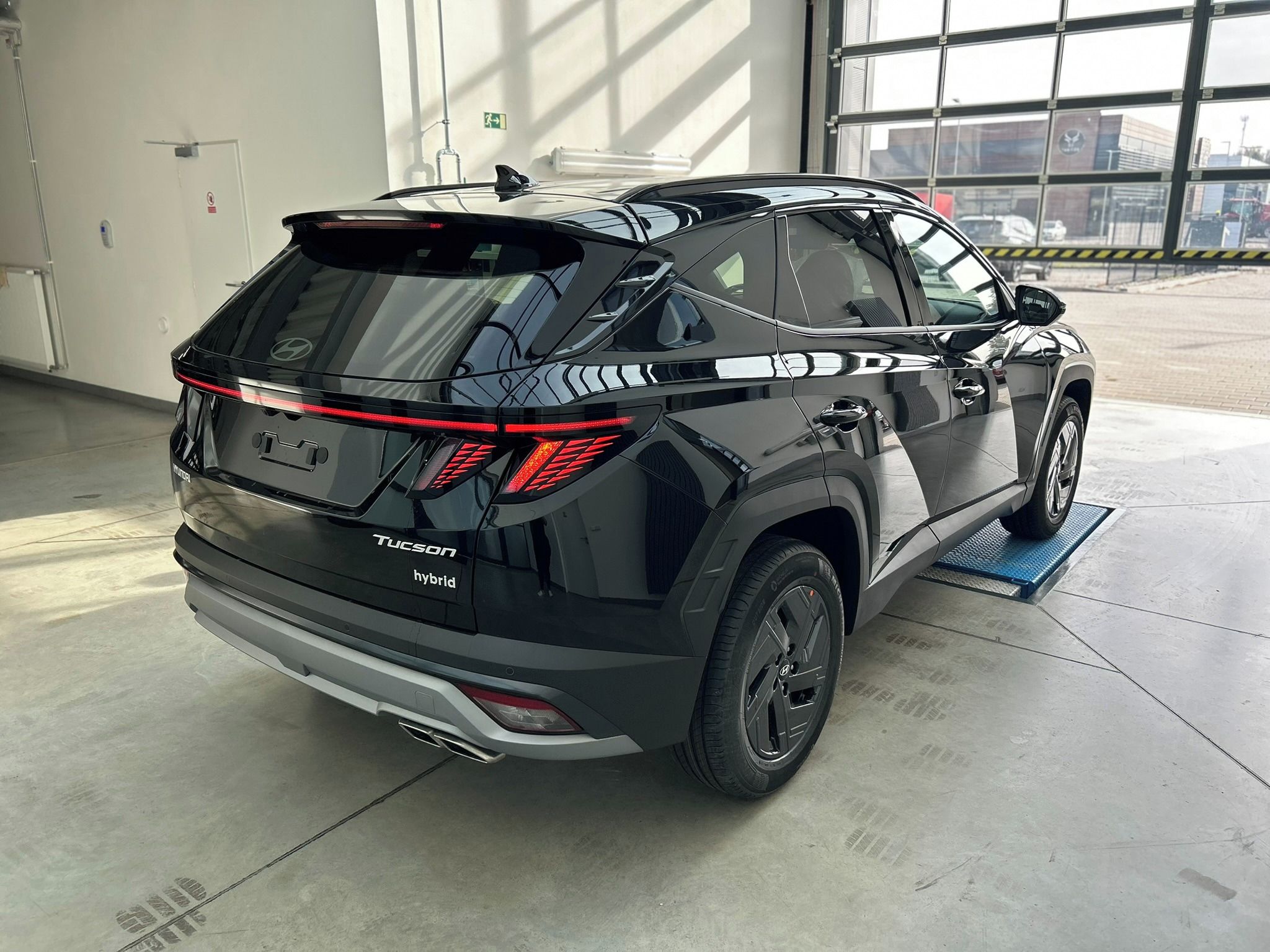 Hyundai Tucson, 1.6 T-GDI HEV GO CZECH - fotka 3